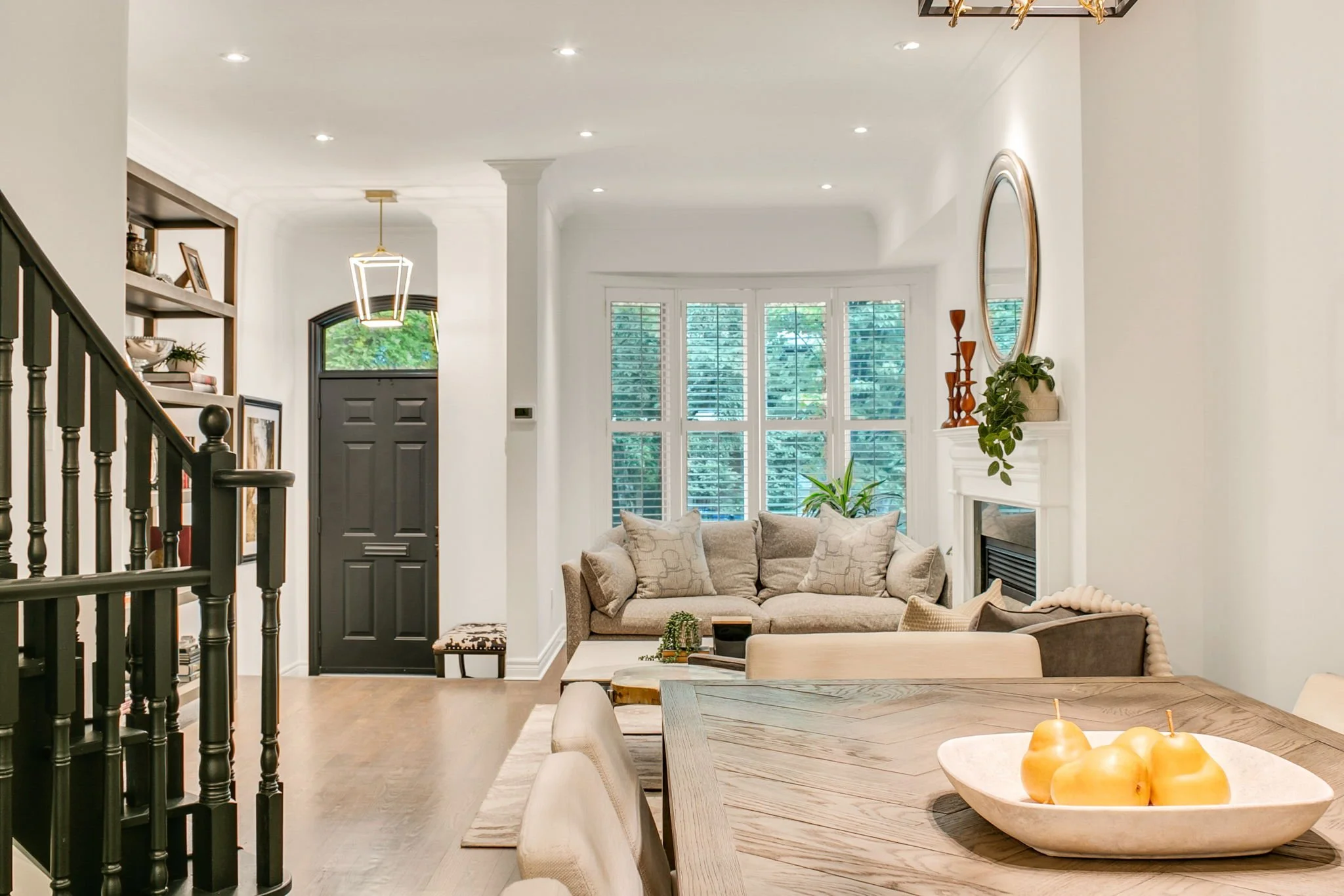 18-web-or-mls-12_013_Dining Room.jpg