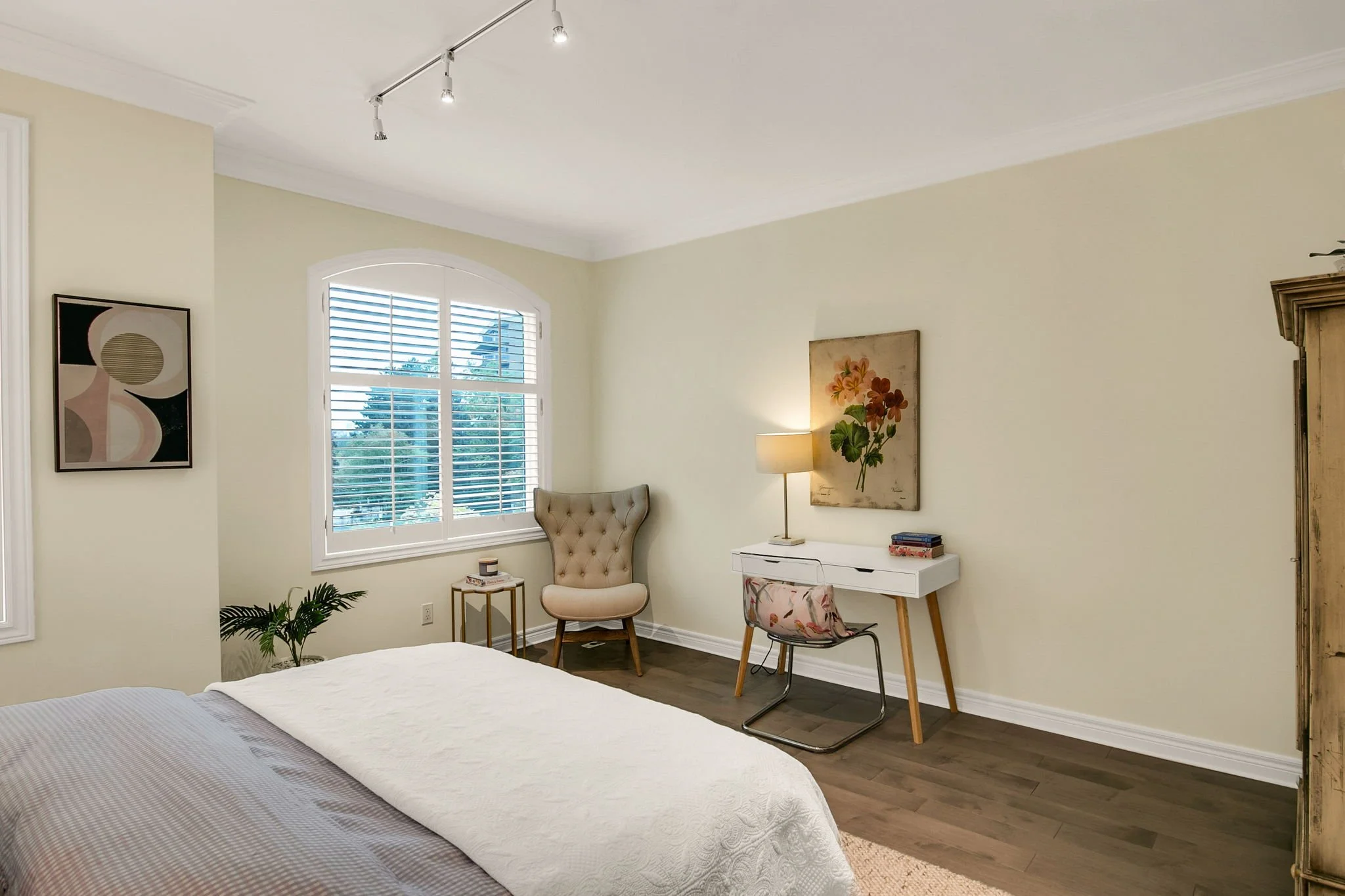 57-web-or-mls-28_002_Second Bedroom.jpg