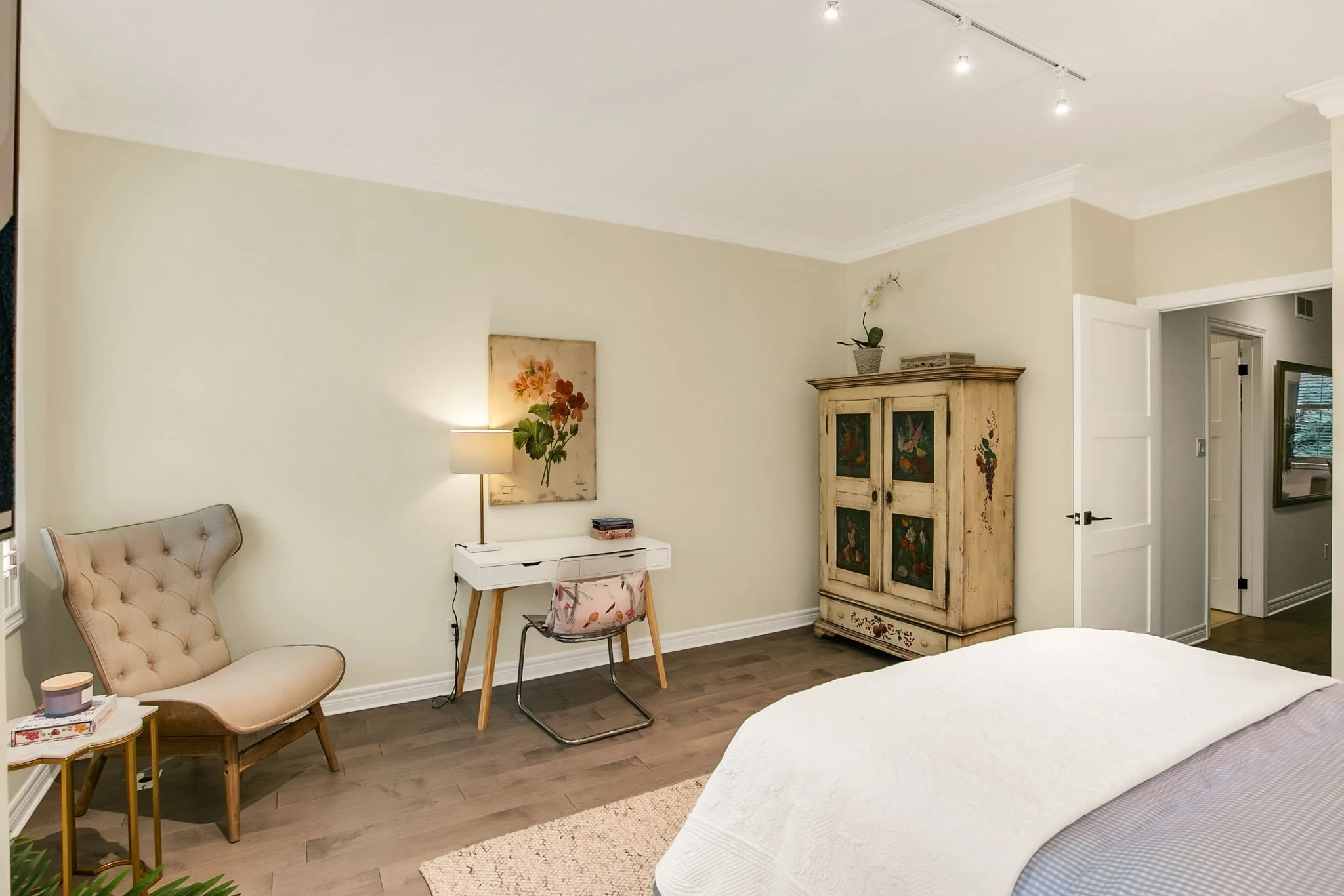 58-web-or-mls-28_004_Second Bedroom.jpg