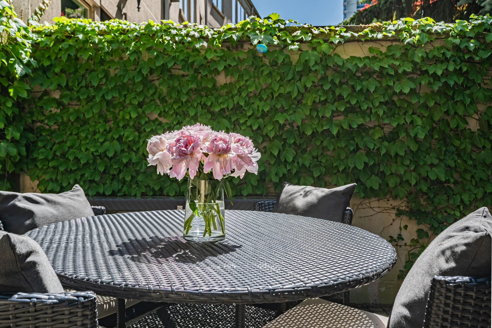 80-web-or-mls-108 Pleasant Blvd-19.jpg