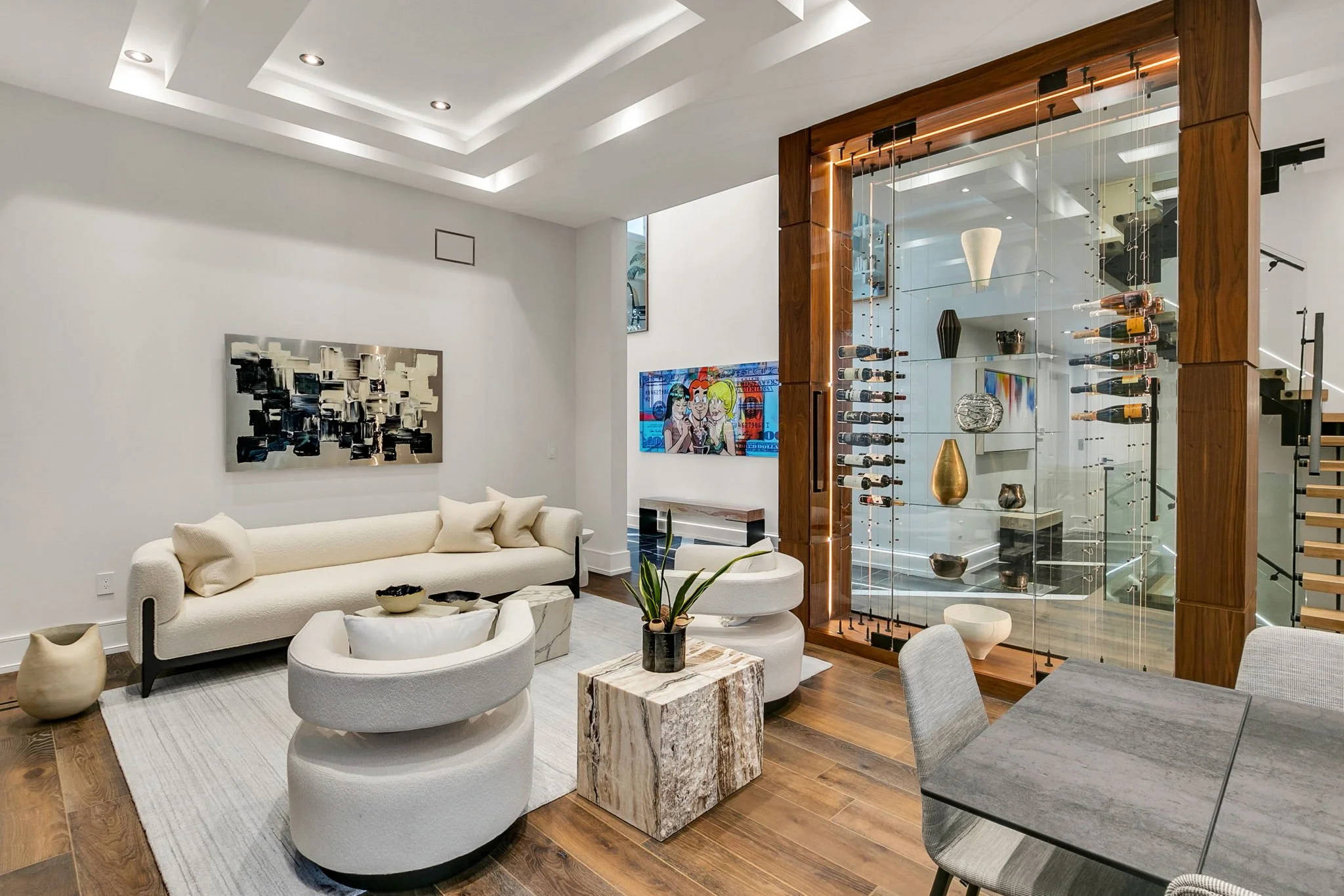 31-web-or-mls-8_004_Living Room.jpg