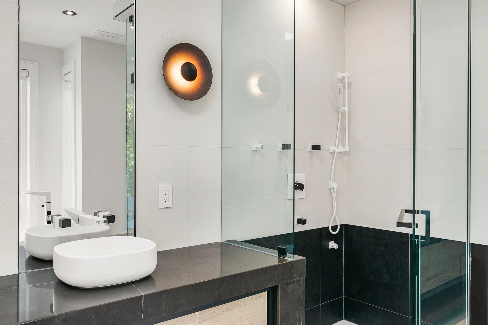 106-web-or-mls-27_005_Master Ensuite.jpg