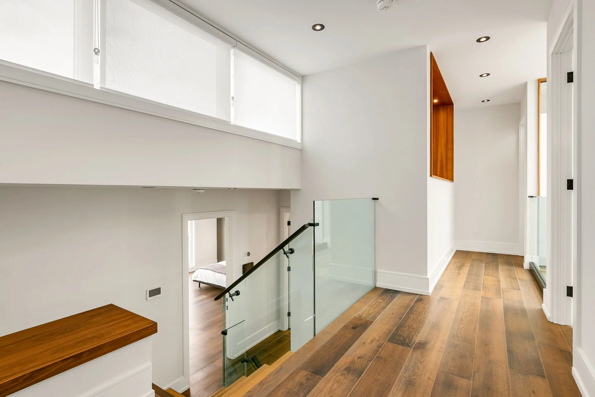 115-web-or-mls-23_006_Upper Hallway.jpg
