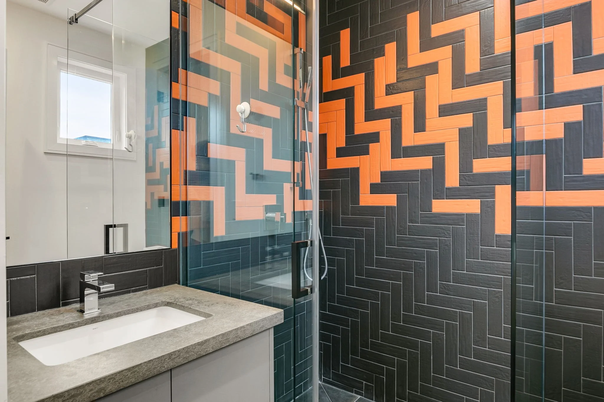 128-web-or-mls-33_001_Third Ensuite.jpg