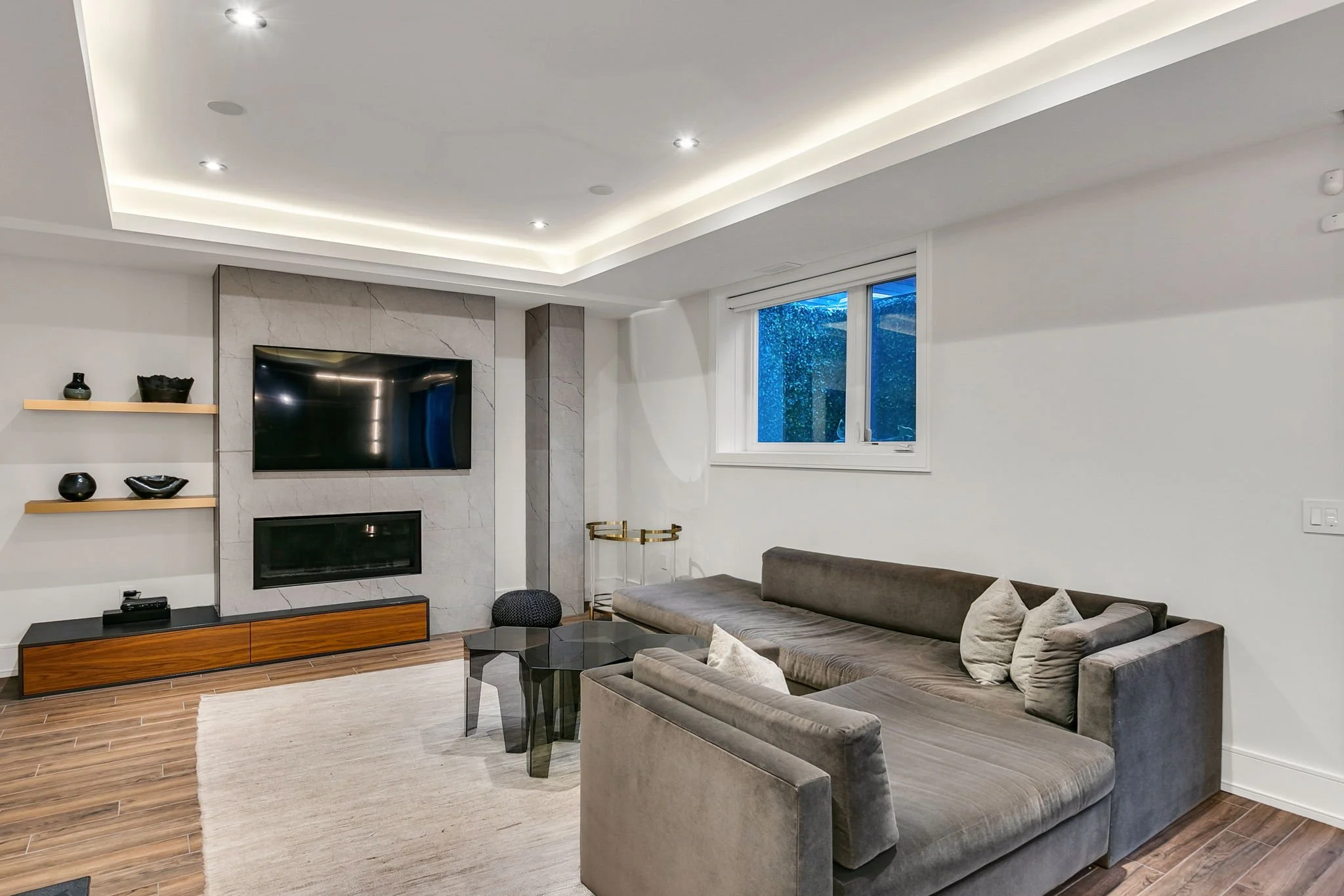 133-web-or-mls-60_004_Lower Level.jpg