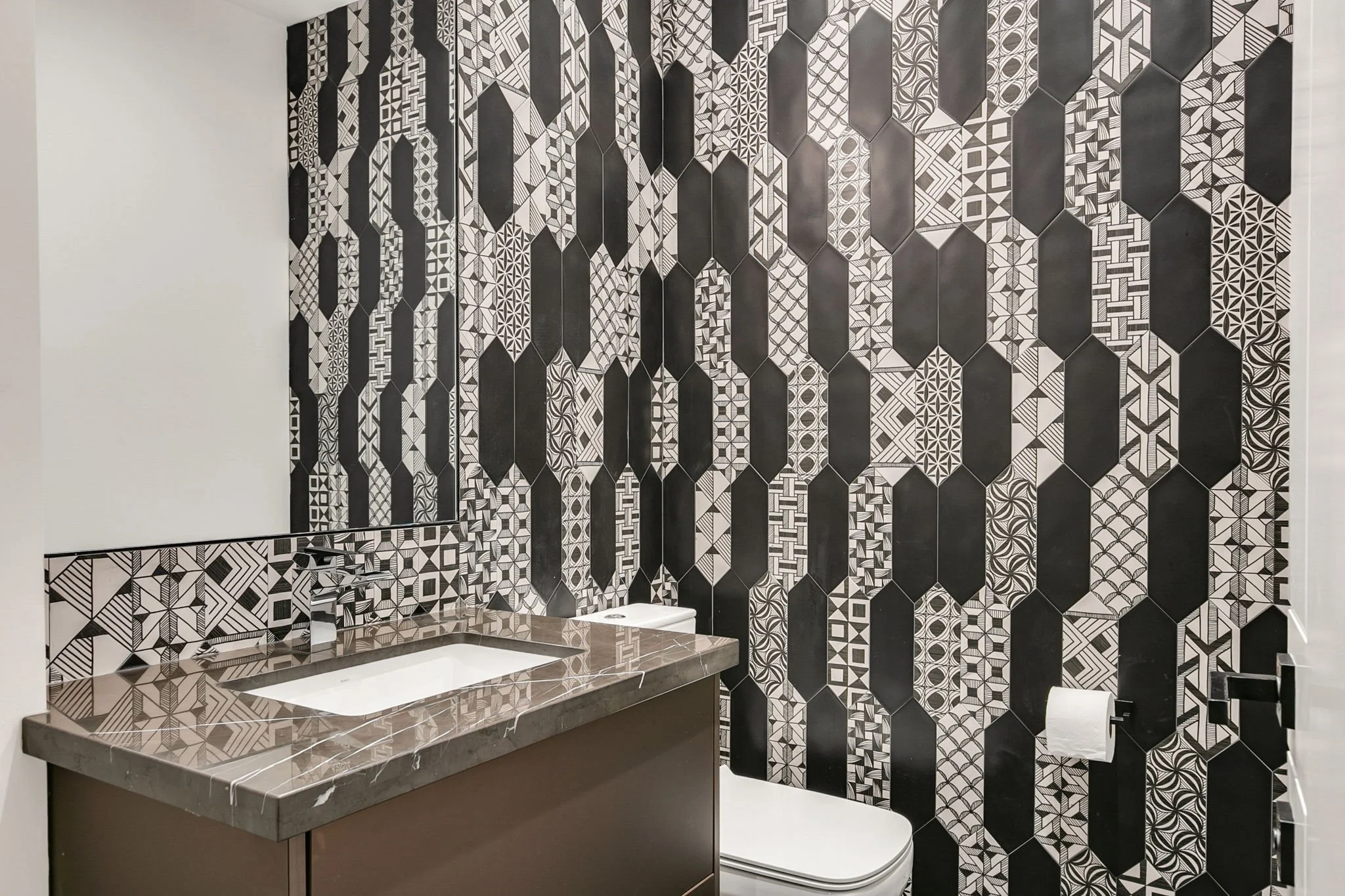 138-web-or-mls-60_009_Lower Level.jpg