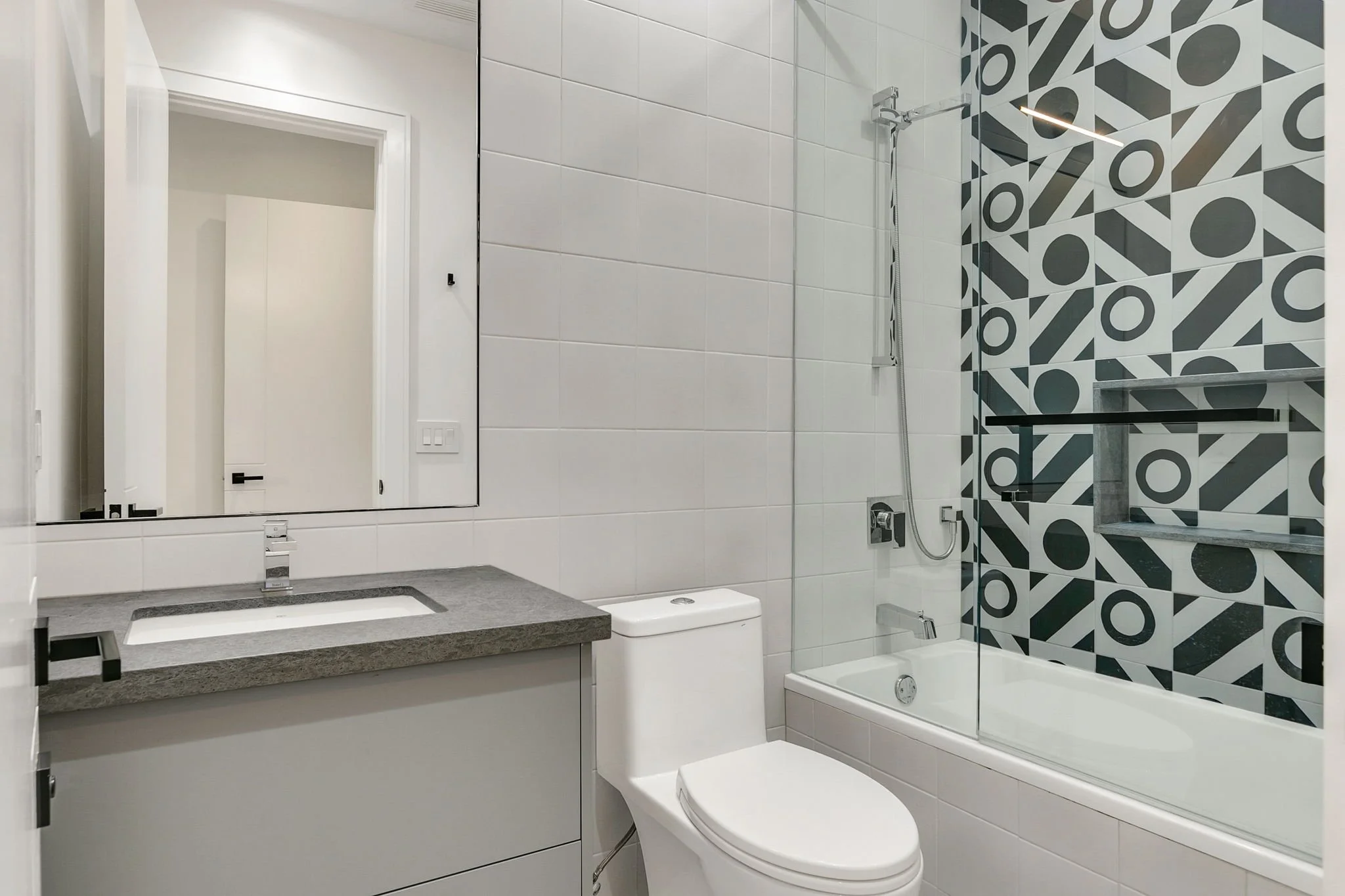 140-web-or-mls-36_001_Fourth Ensuite.jpg