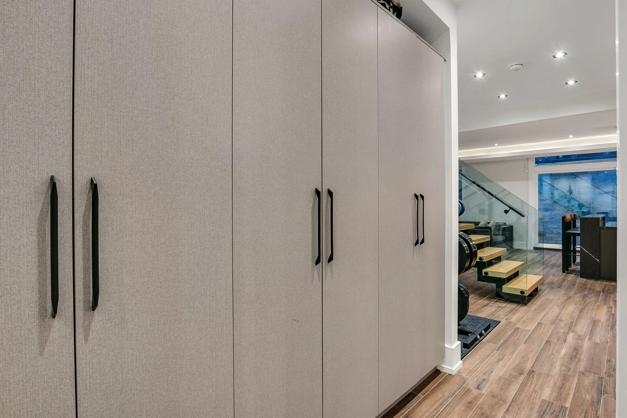 143-web-or-mls-60_013_Lower Level.jpg