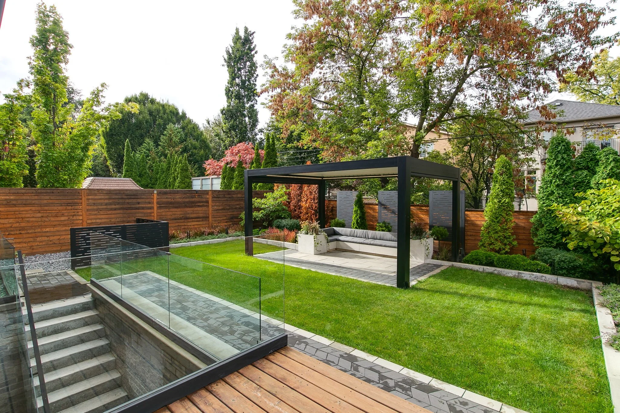 145-web-or-mls-74_001_Backyard.jpg