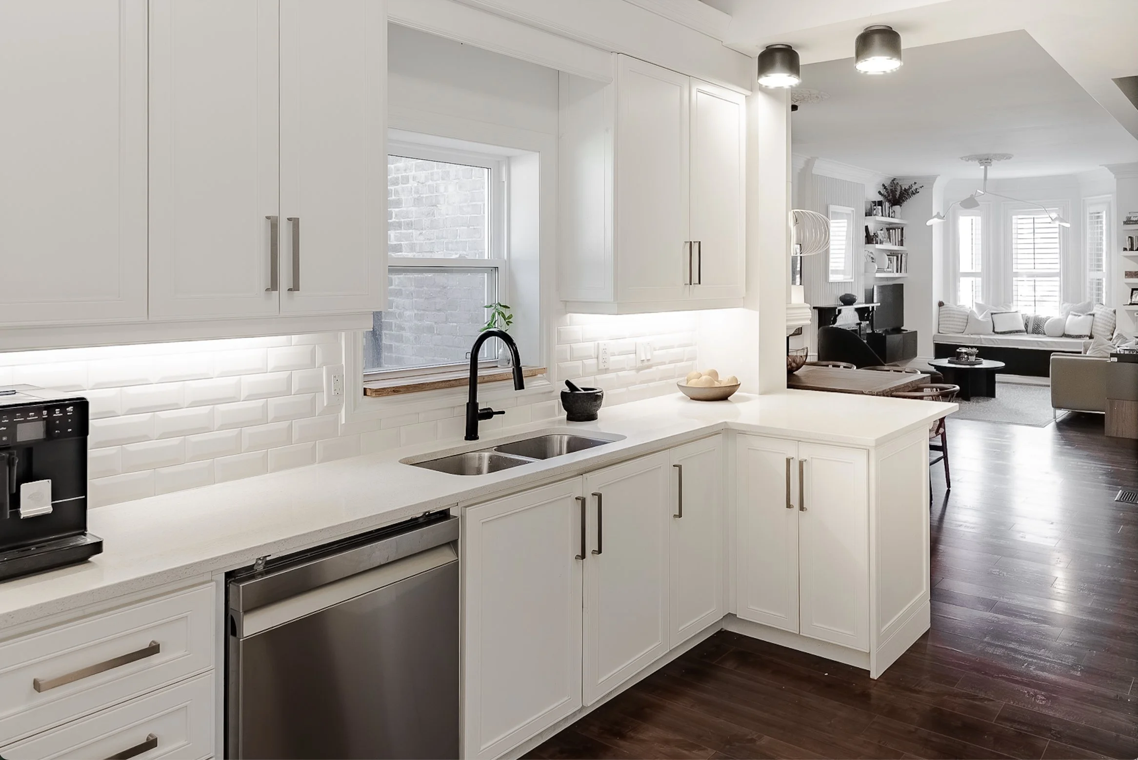 kitchen2.jpg