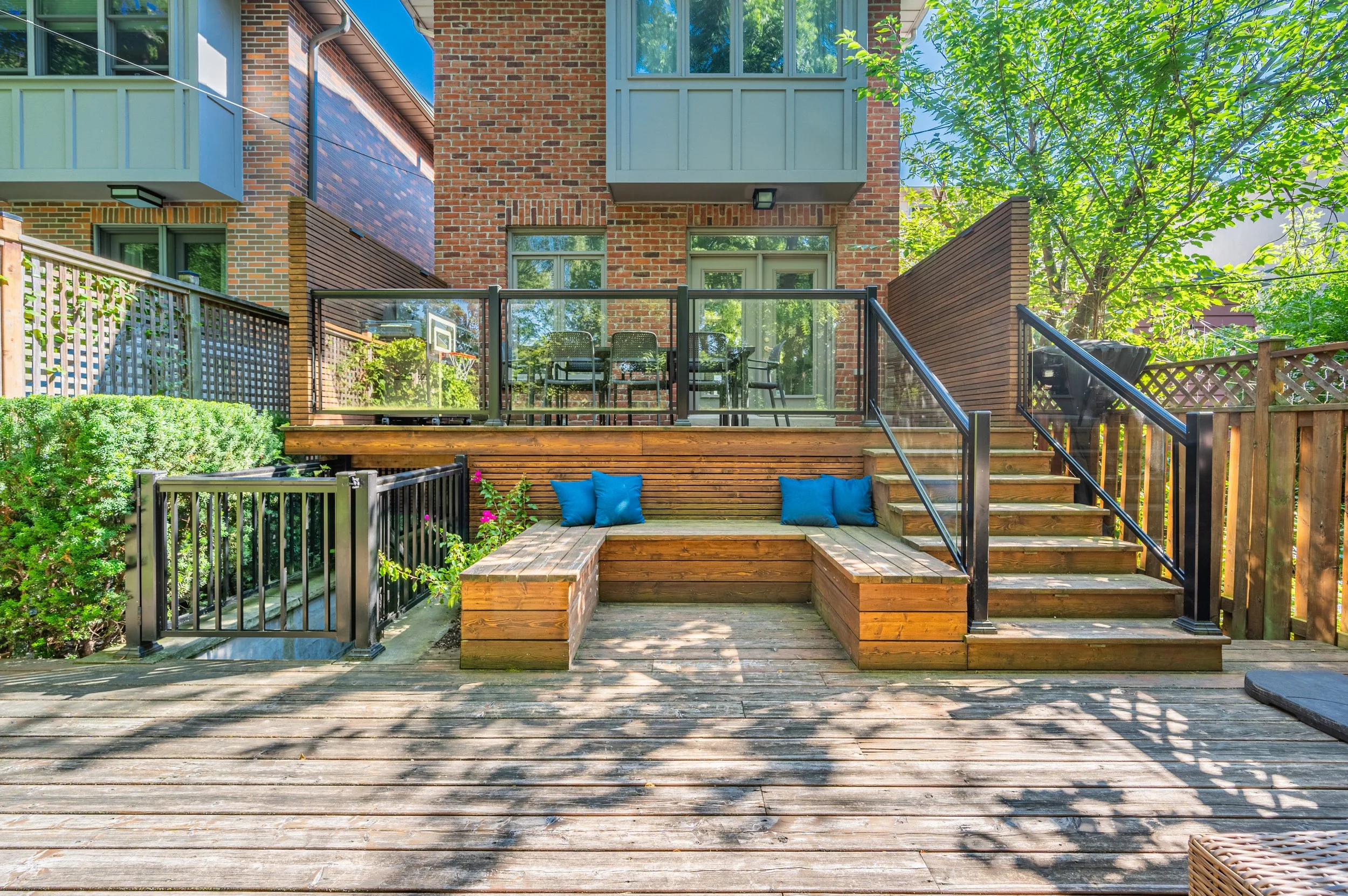 298 Erskine Ave-7.jpg