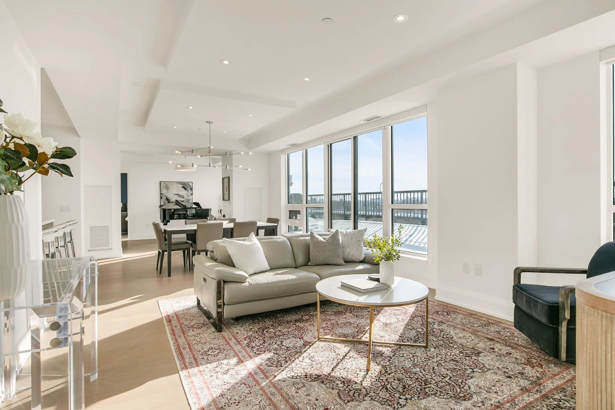 23-web-or-mls-8_009_Living Room.jpg