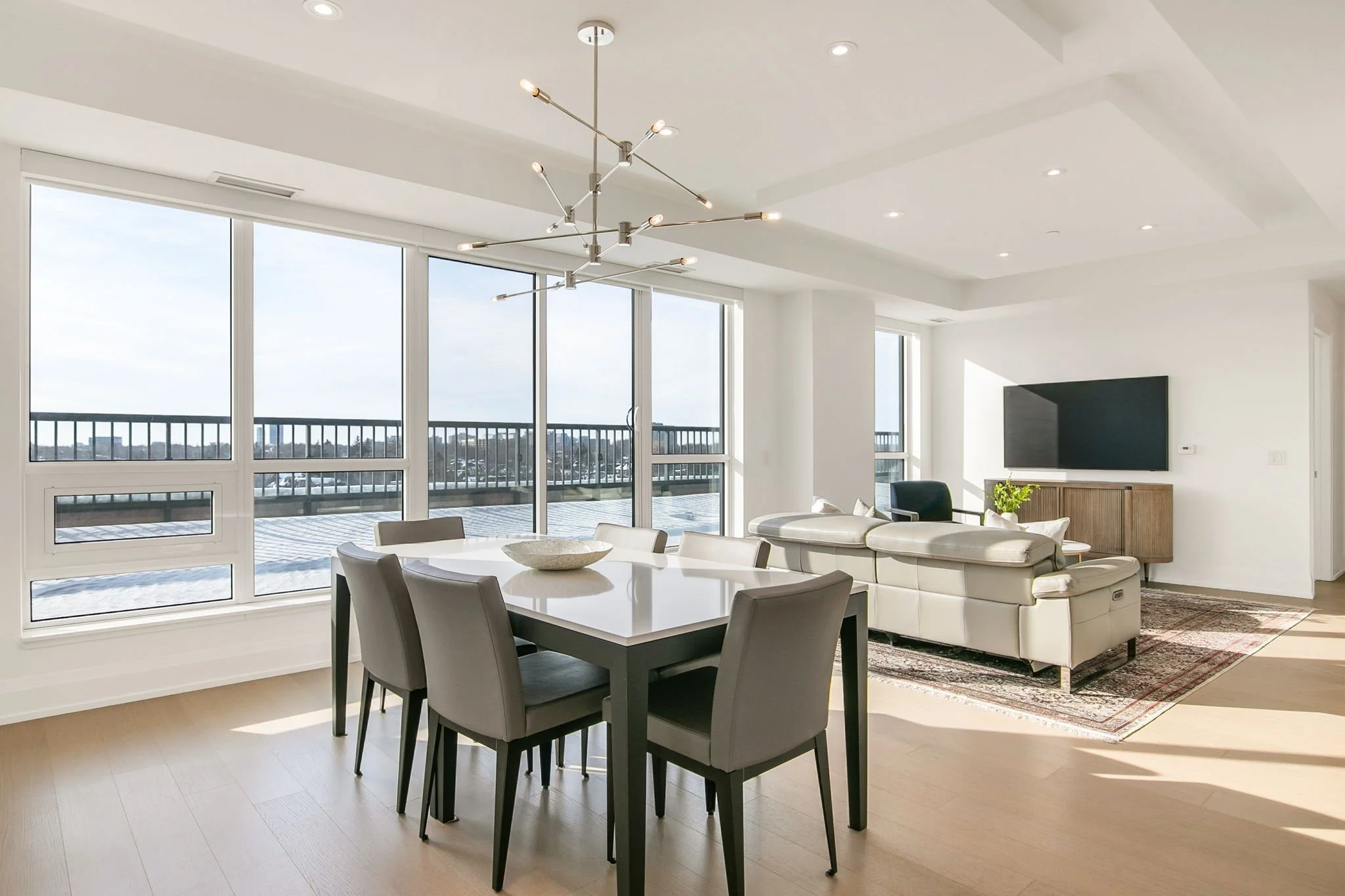 31-web-or-mls-12_006_Dining Room.jpg