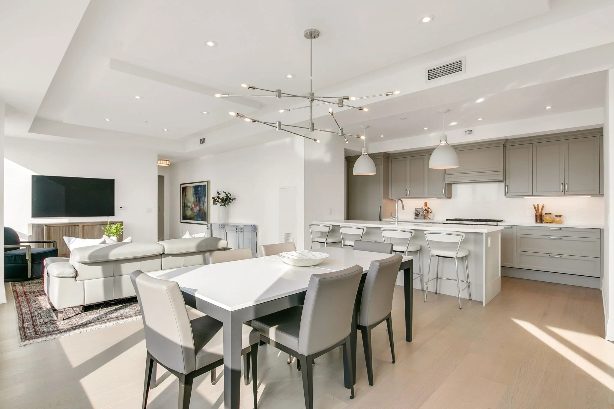 32-web-or-mls-12_007_Dining Room.jpg