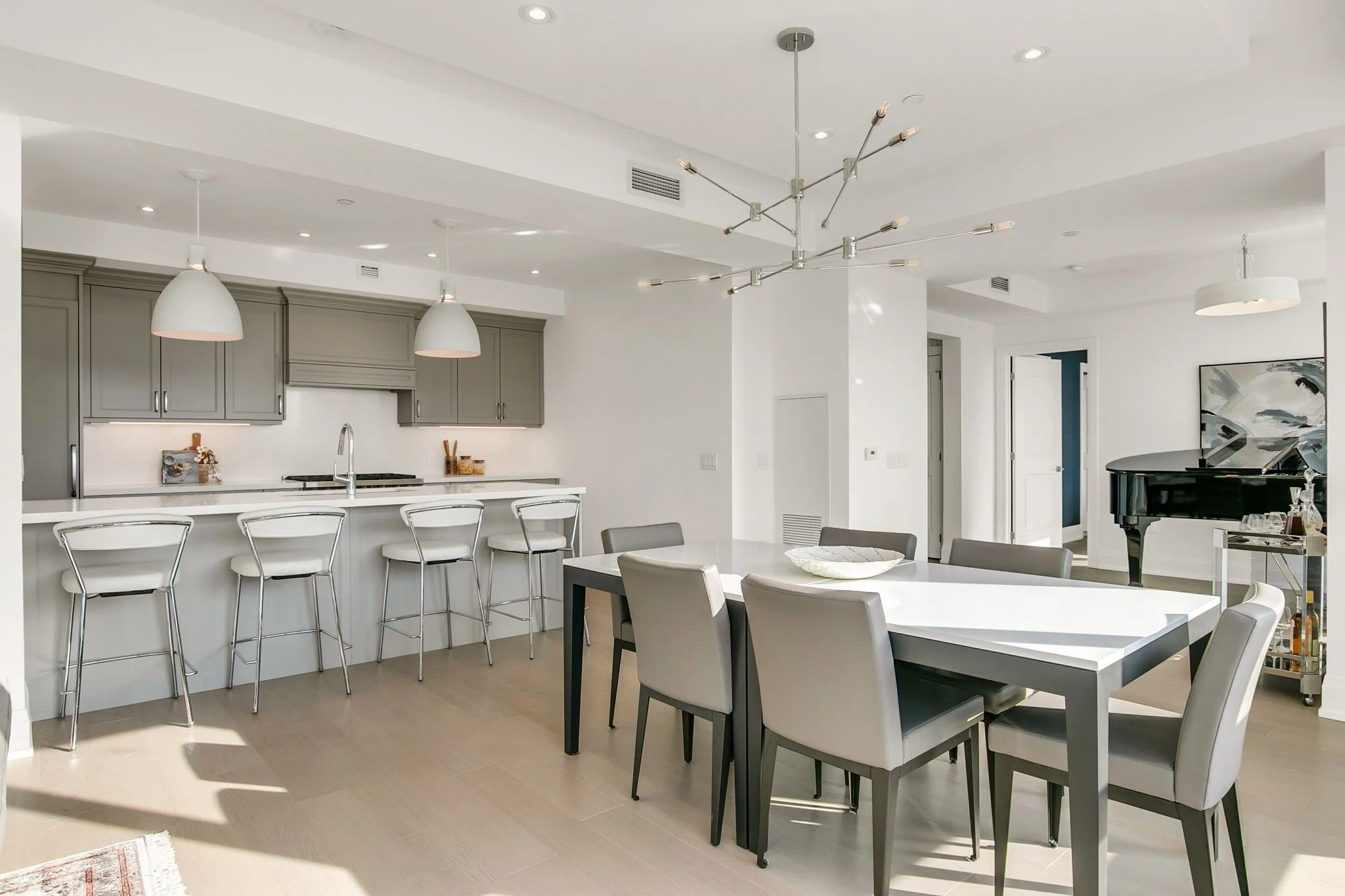 33-web-or-mls-12_008_Dining Room.jpg