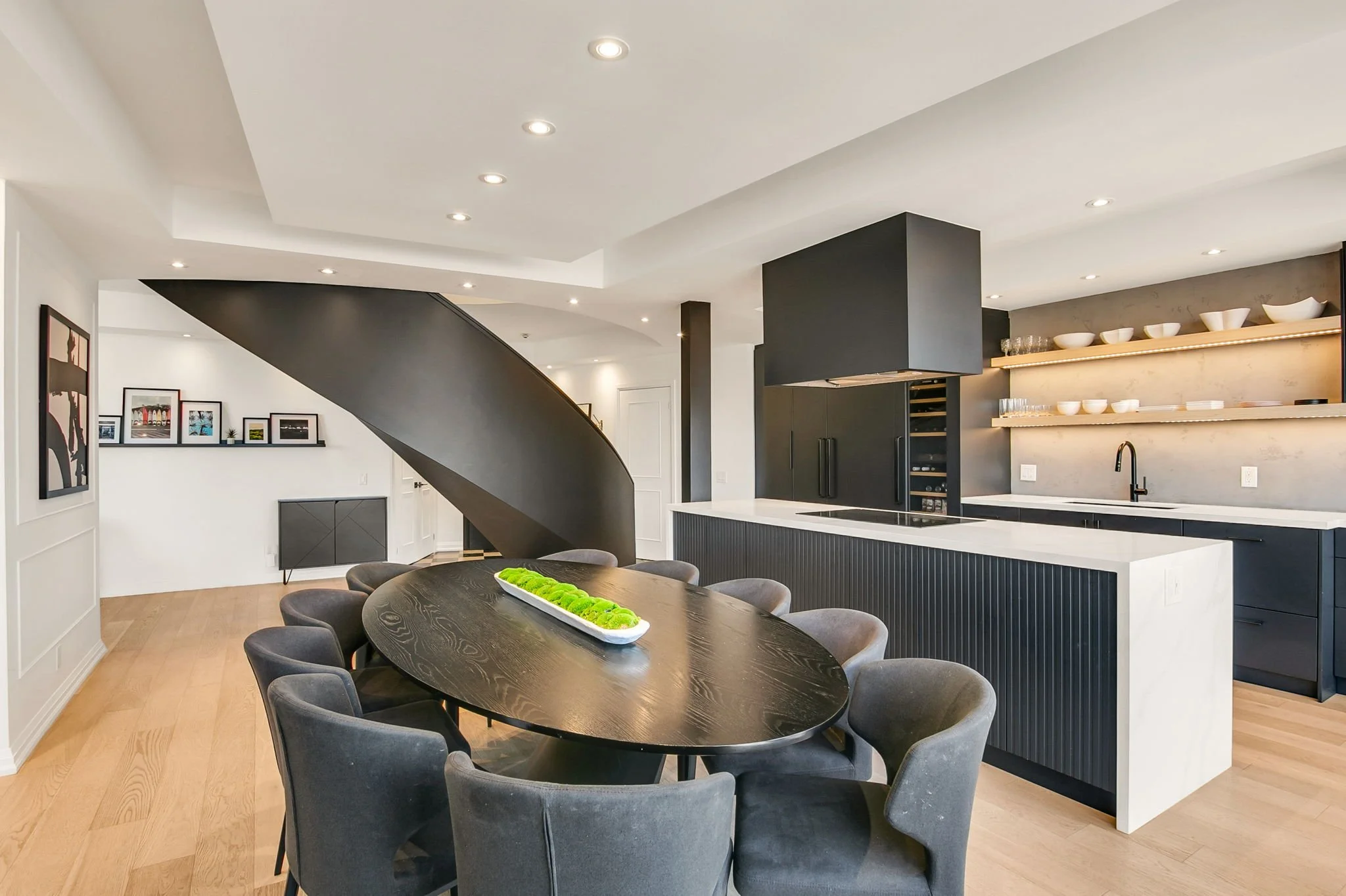 31-web-or-mls-12_014_Dining Room.jpg