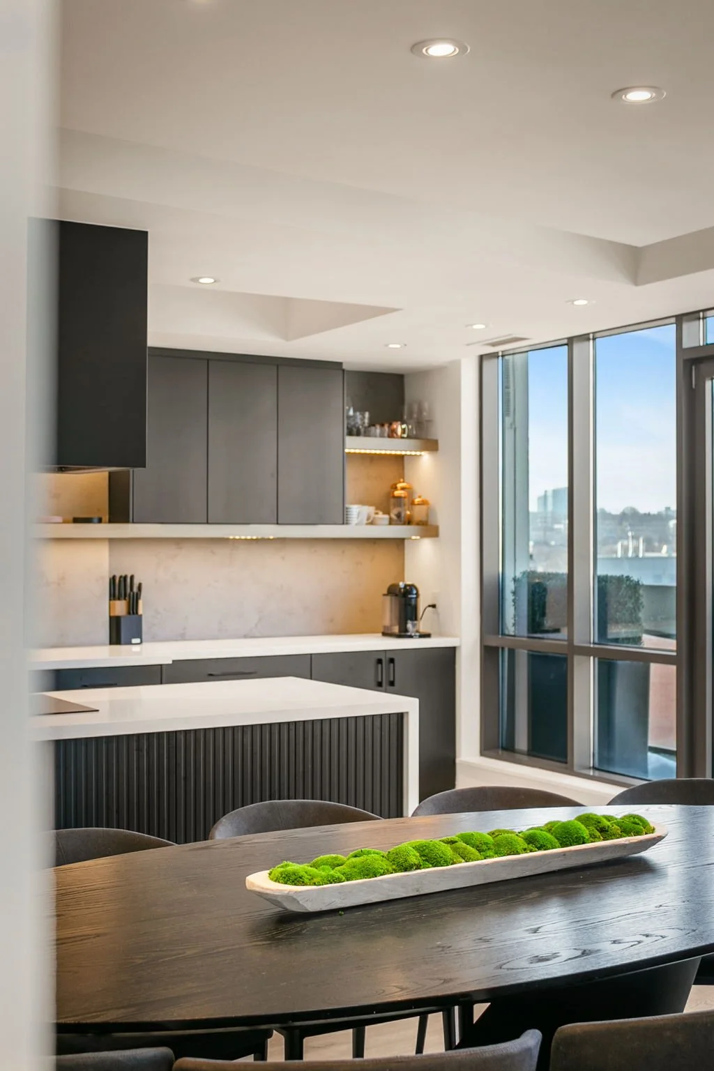 39-web-or-mls-12_022_Dining Room.jpg