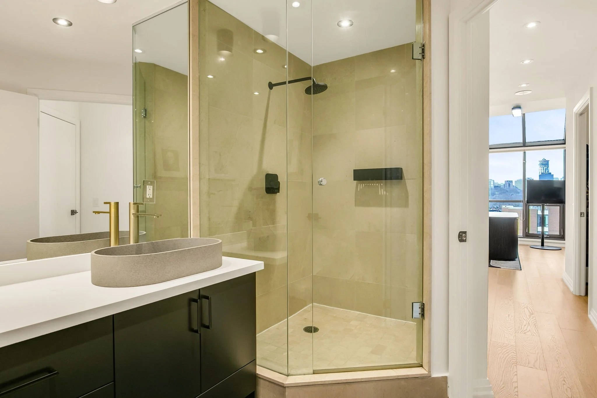 79-web-or-mls-27_004_Master Ensuite.jpg