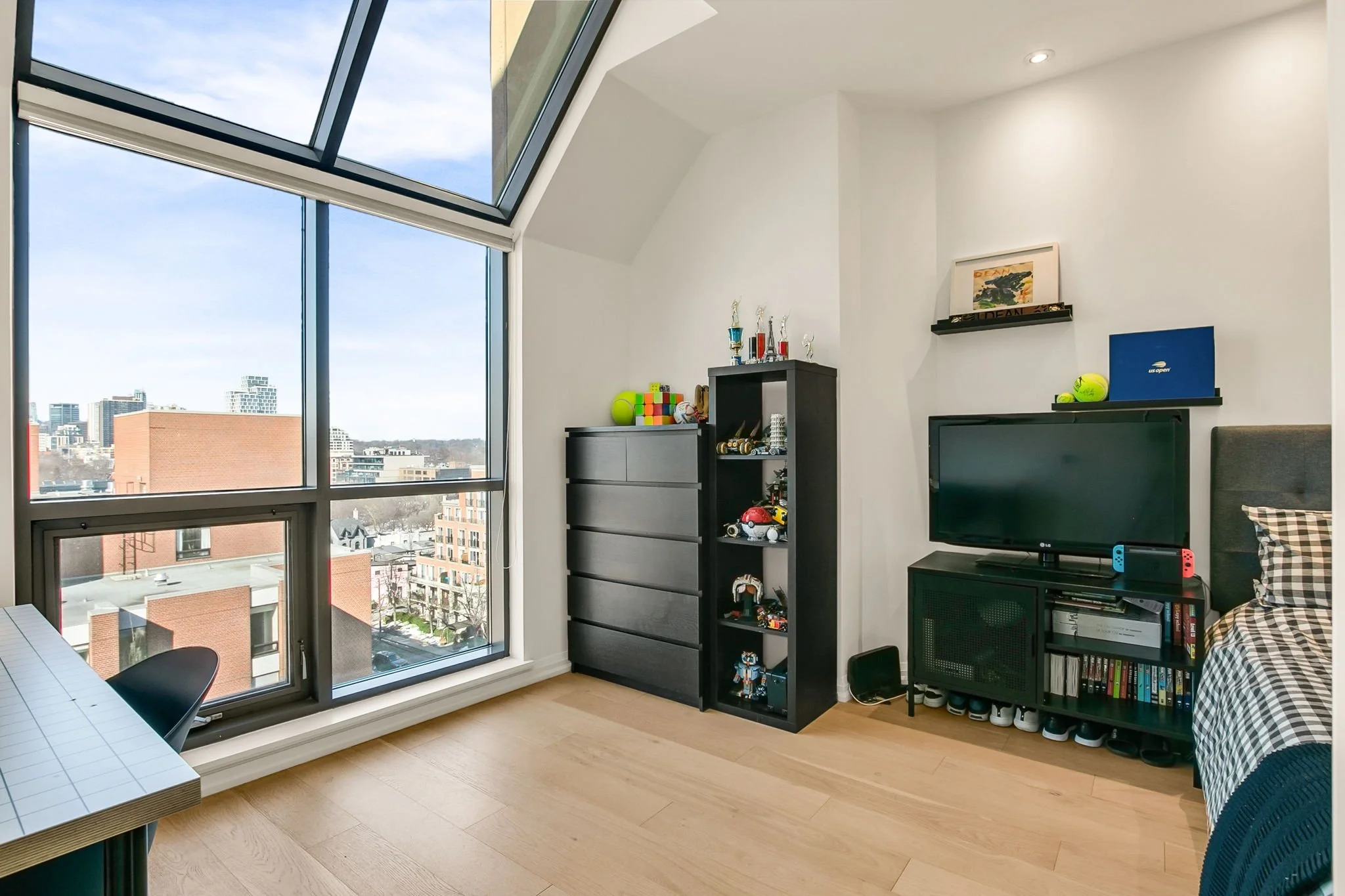 83-web-or-mls-28_004_Second Bedroom.jpg