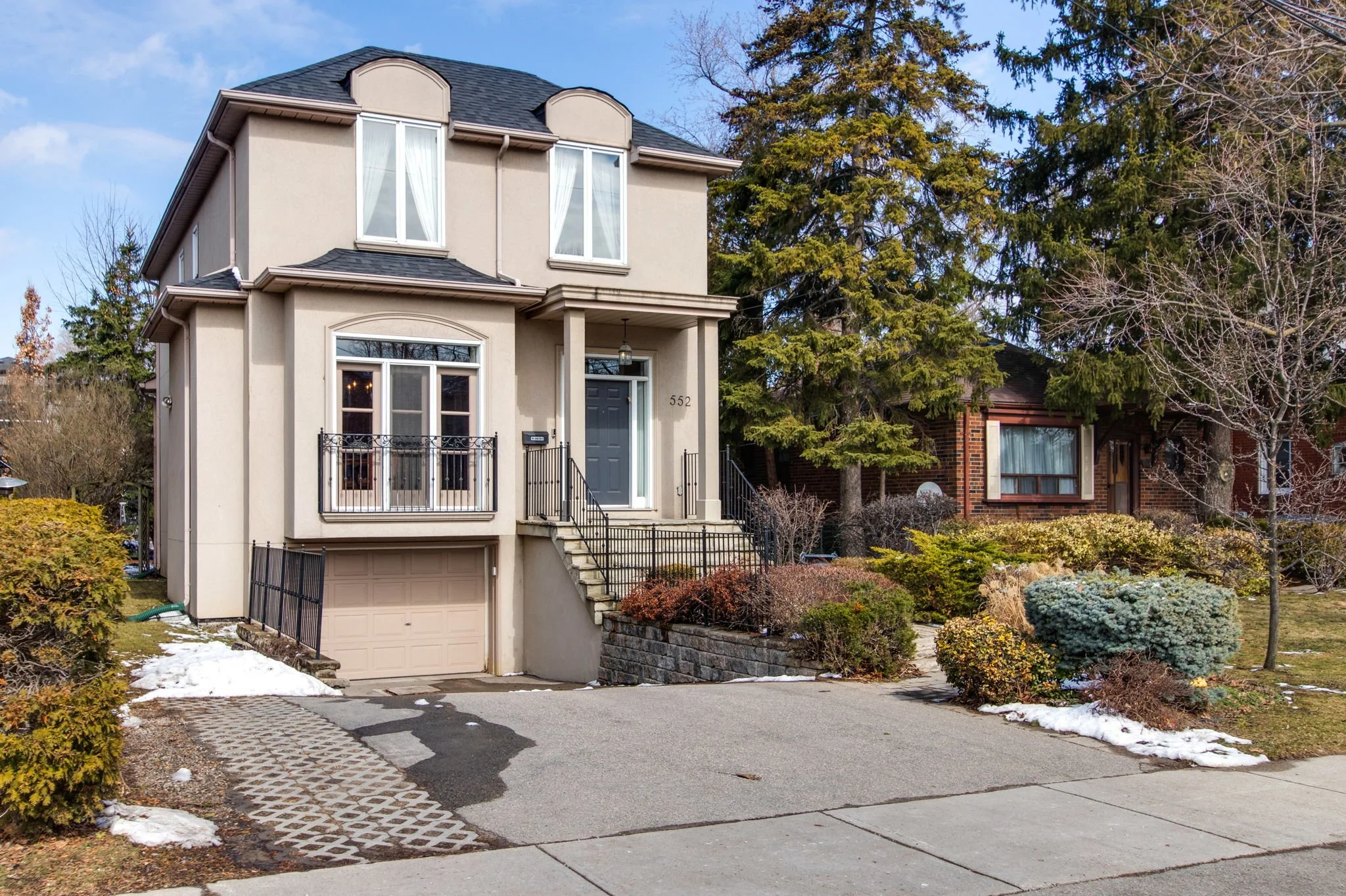 2-web-or-mls-1_002_Exterior Front.jpg