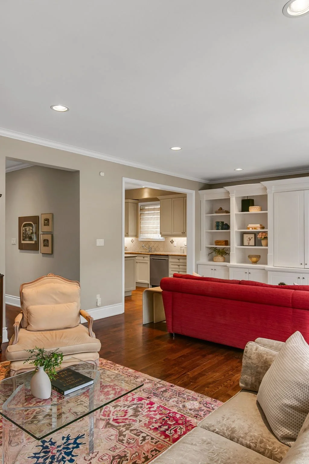 30-web-or-mls-8_013_Living Room.jpg