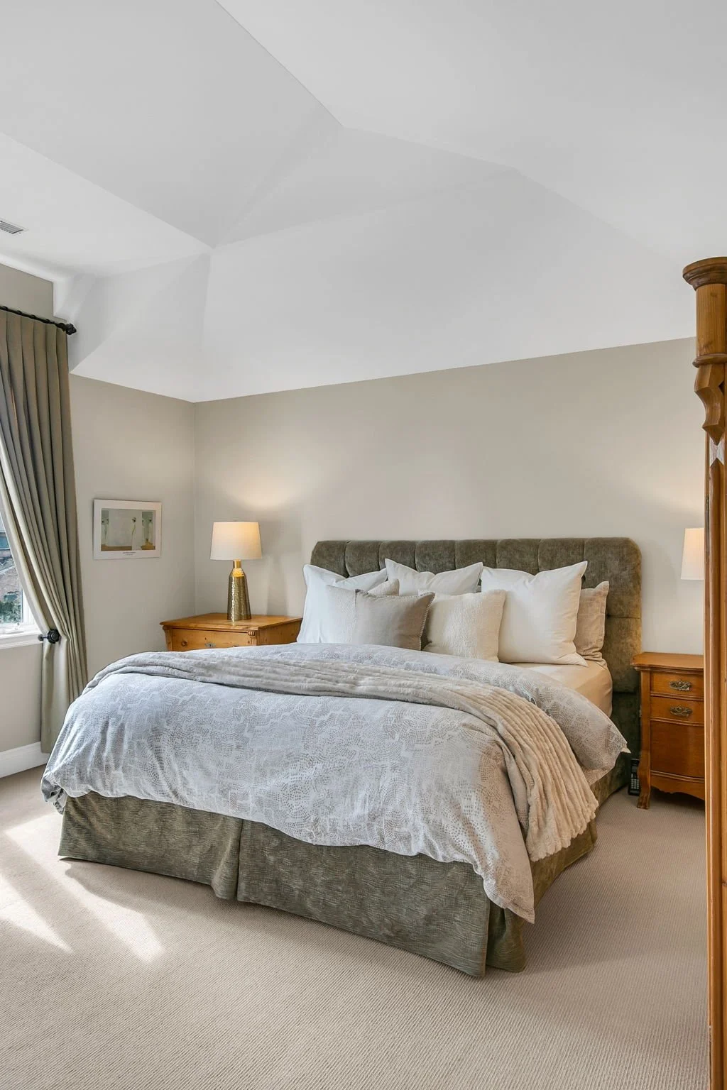 63-web-or-mls-26_010_Primary Bedroom.jpg