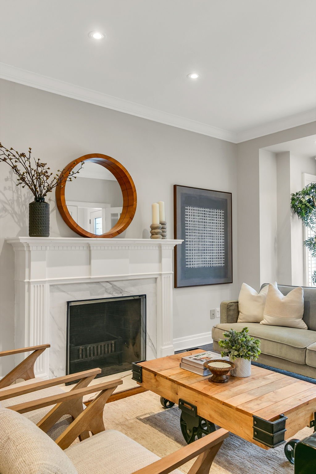 17-web-or-mls-8_016_Living Room.jpg