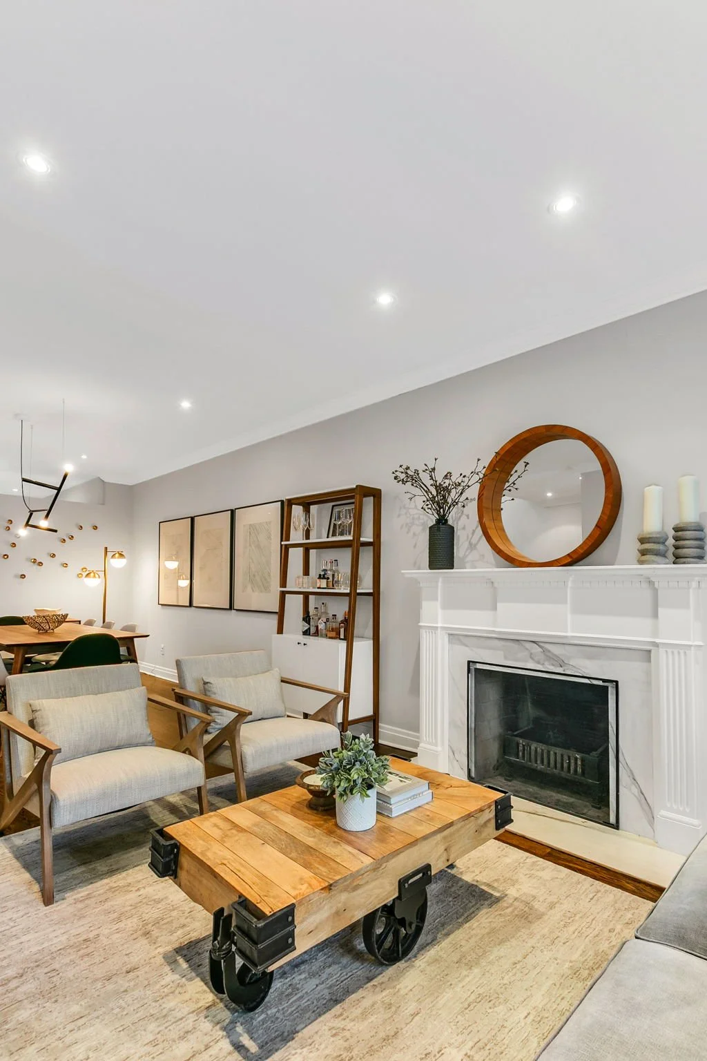 19-web-or-mls-8_018_Living Room.jpg