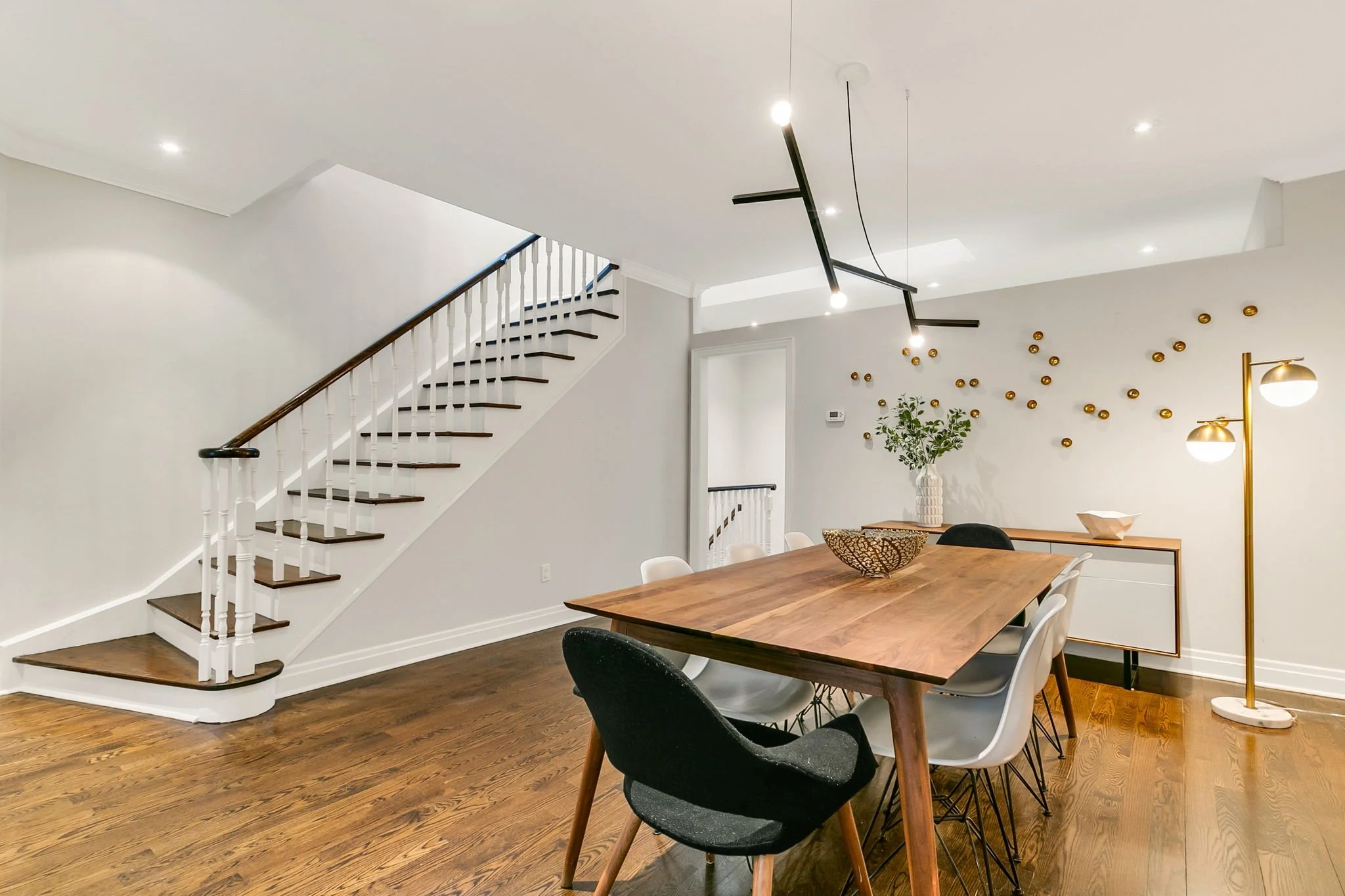 23-web-or-mls-12_005_Dining Room.jpg