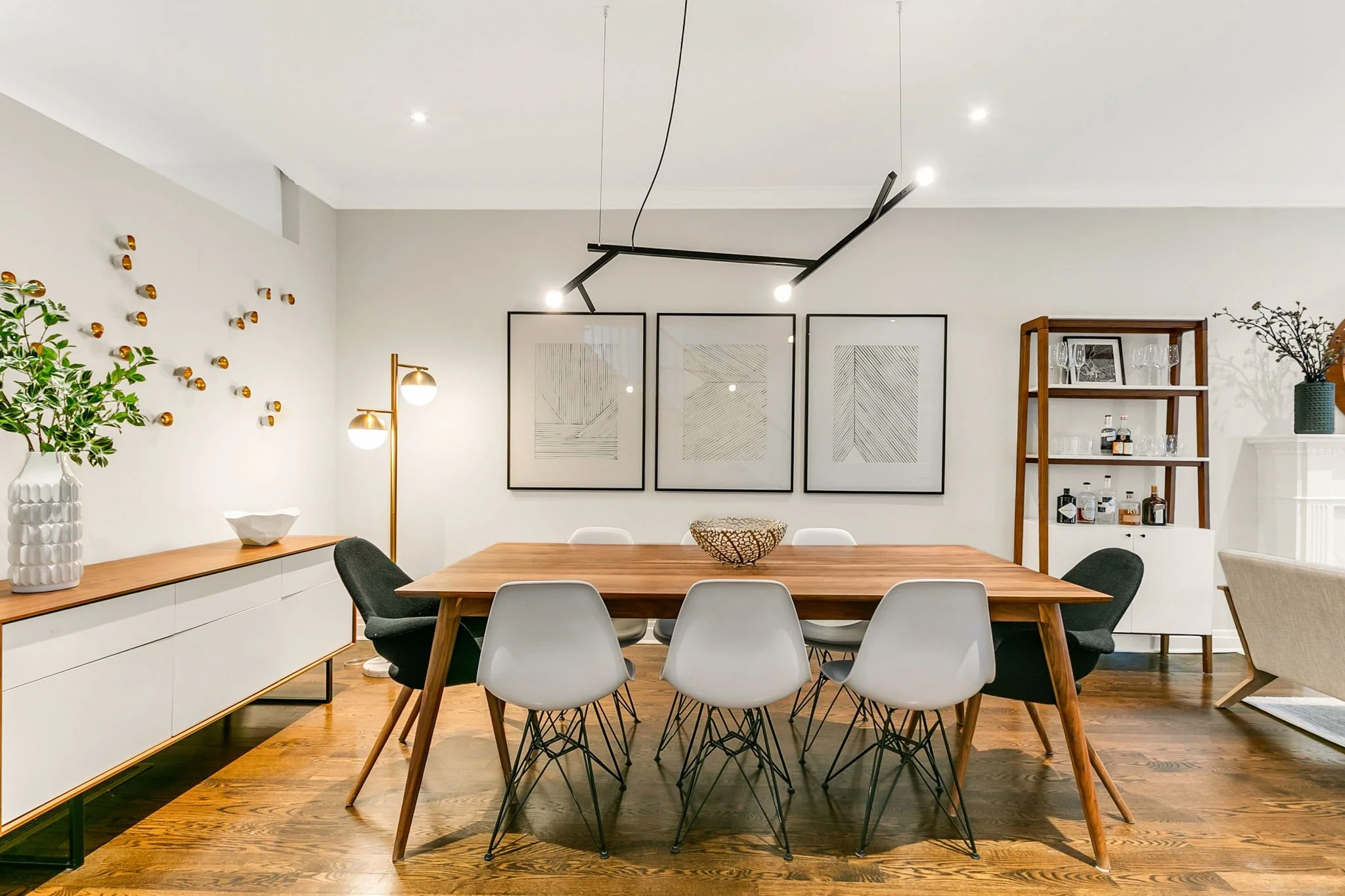 24-web-or-mls-12_006_Dining Room.jpg