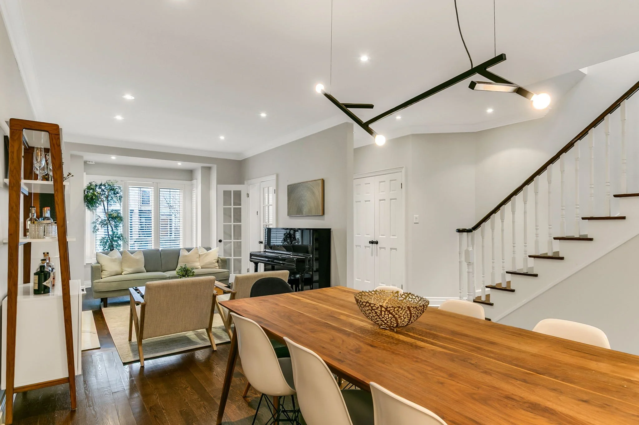 27-web-or-mls-12_009_Dining Room.jpg