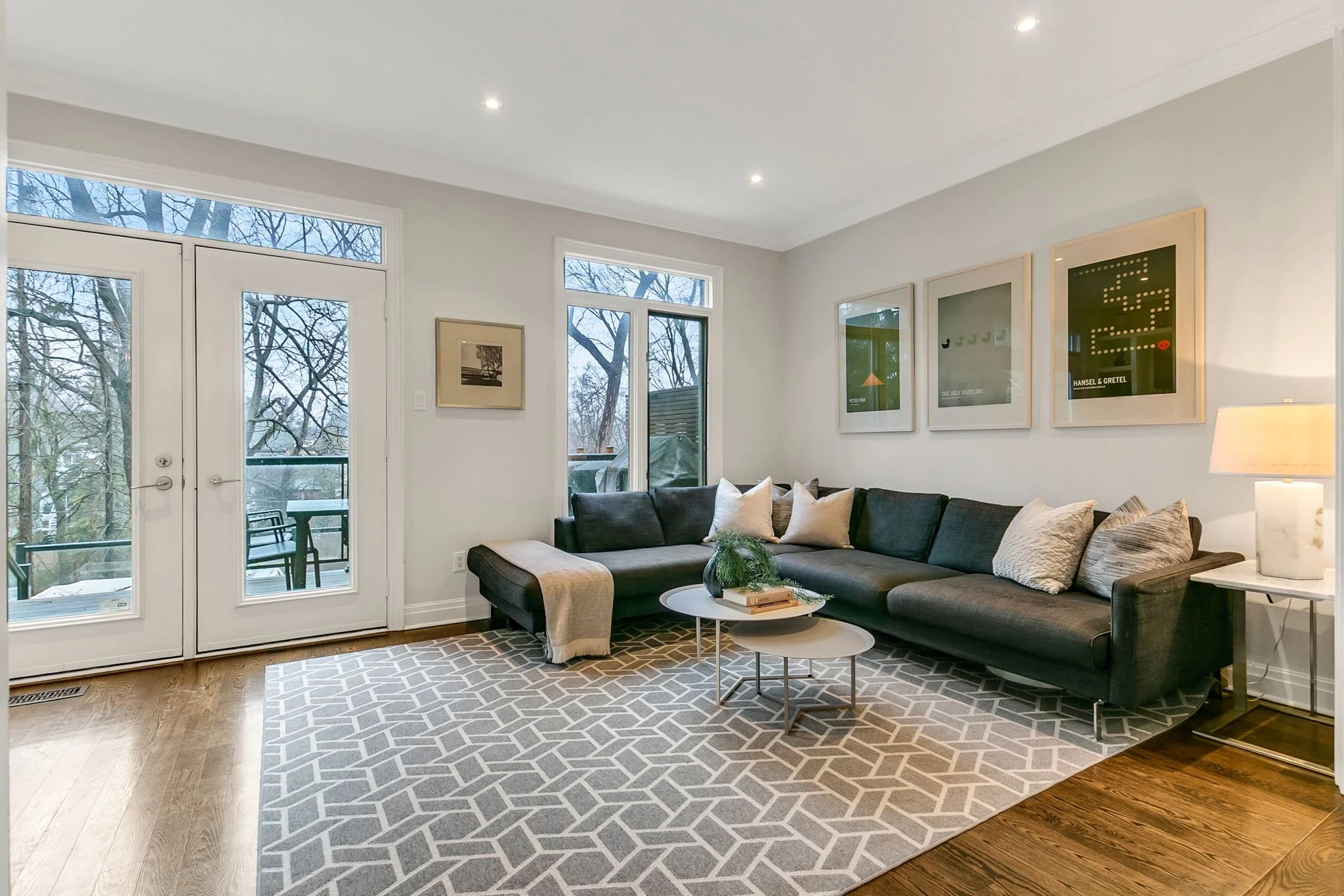 48-web-or-mls-9_003_Family Room.jpg