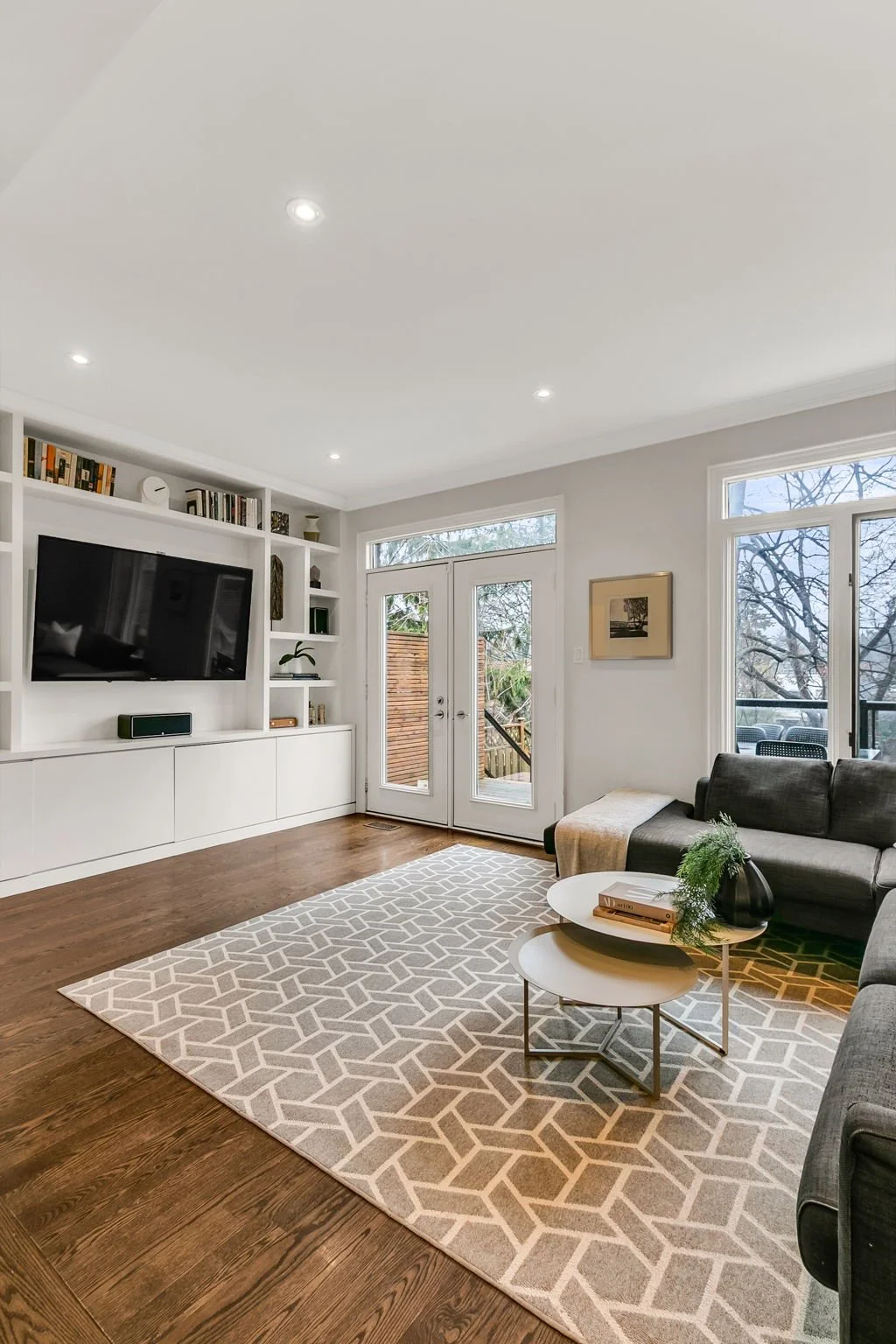 56-web-or-mls-9_018_Family Room.jpg