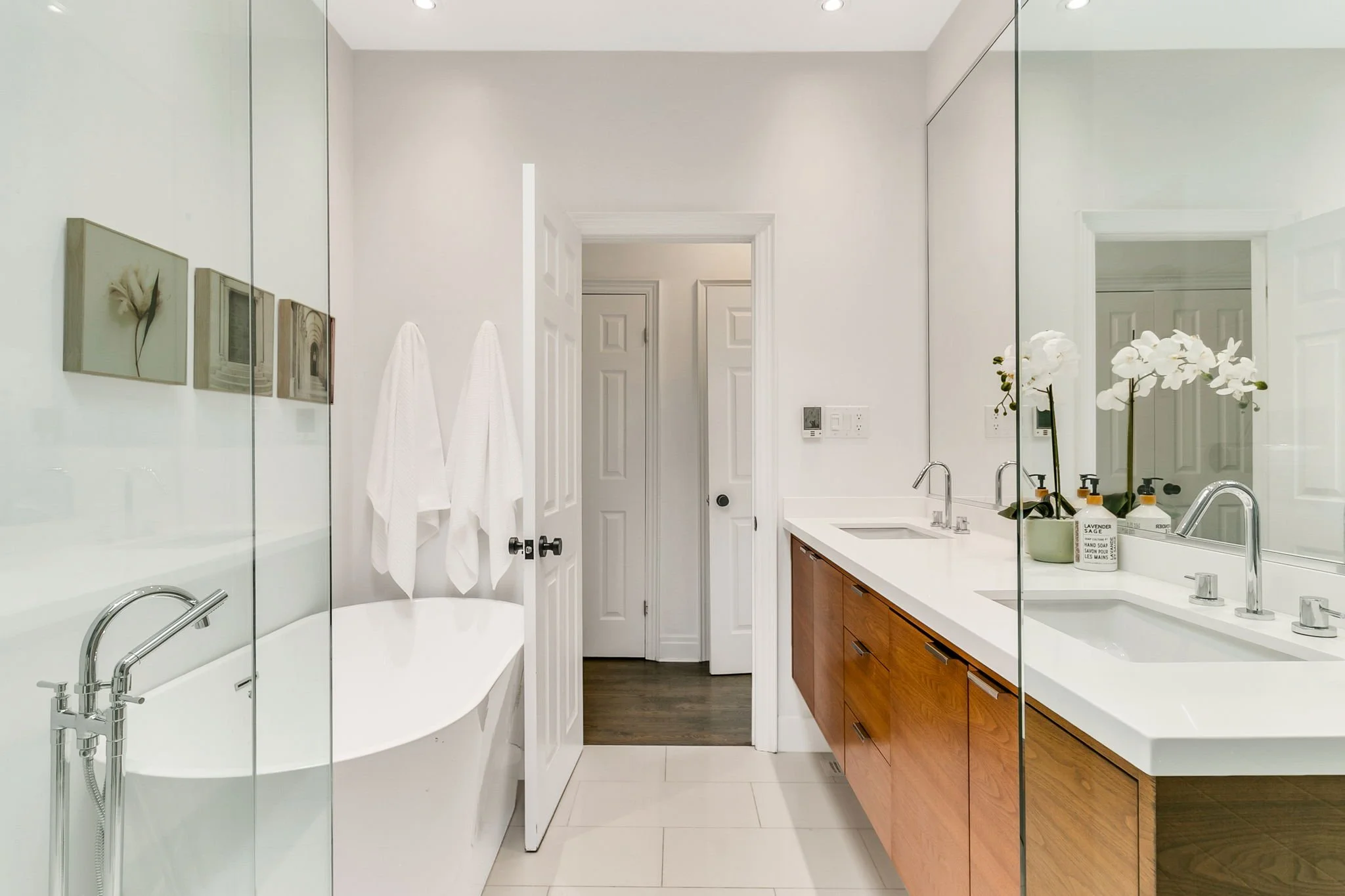 74-web-or-mls-27_009_Master Ensuite.jpg