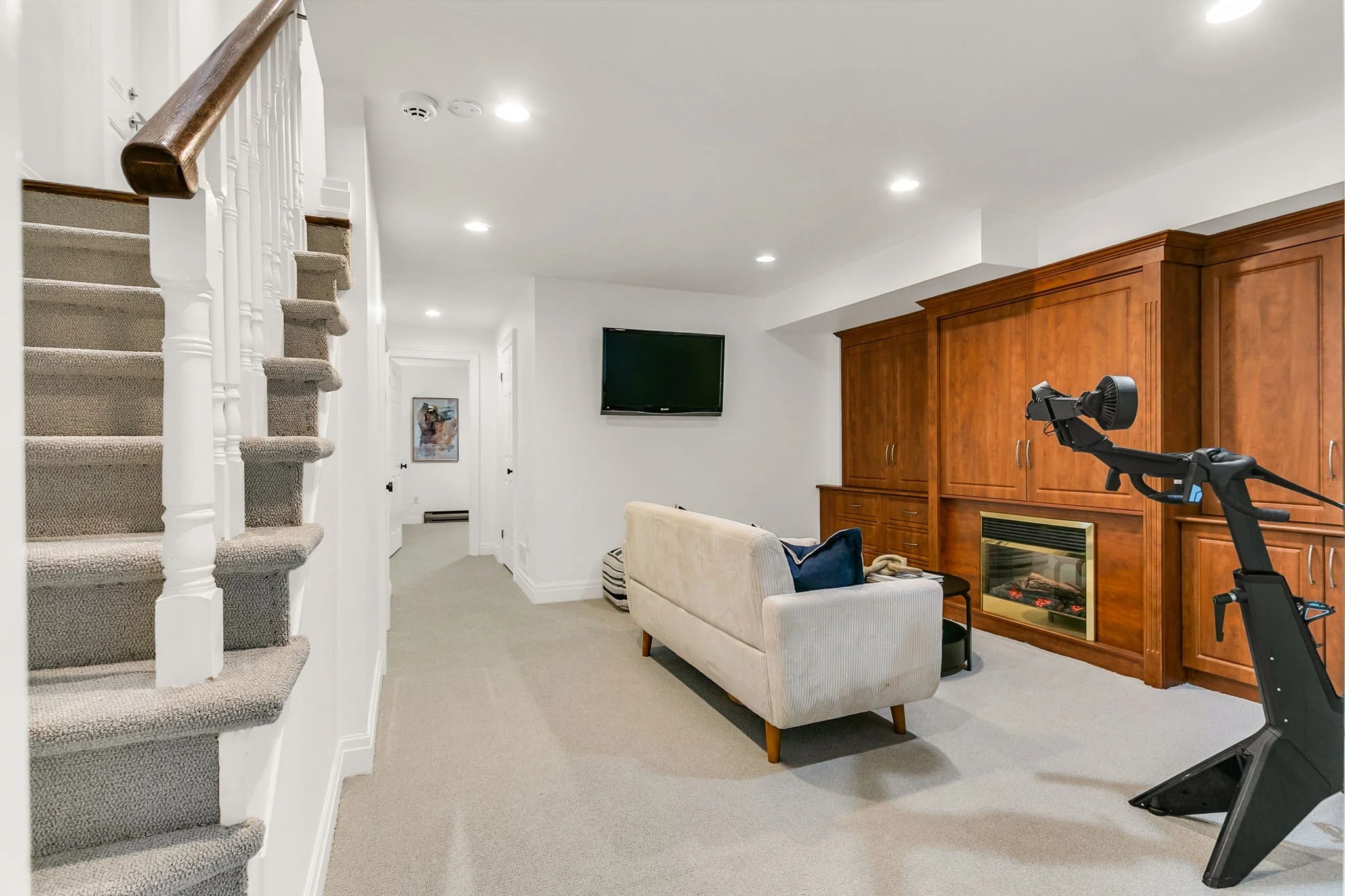 85-web-or-mls-60_003_Lower Level.jpg