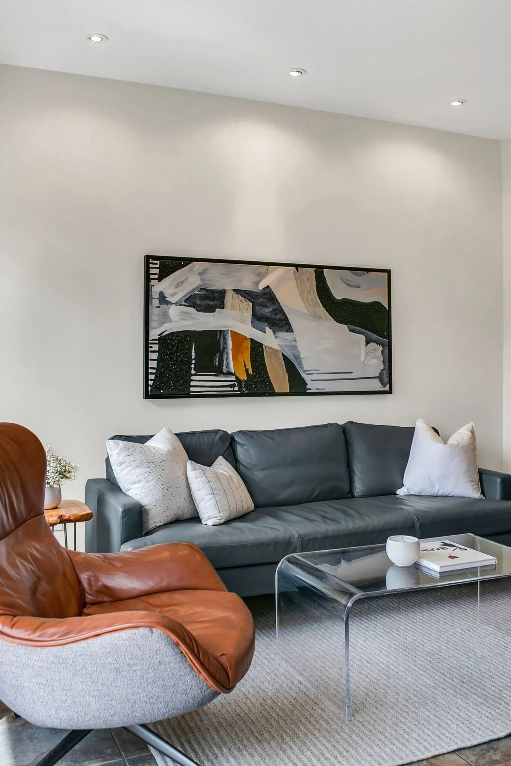 28-web-or-mls-9_010_Family Room.jpg