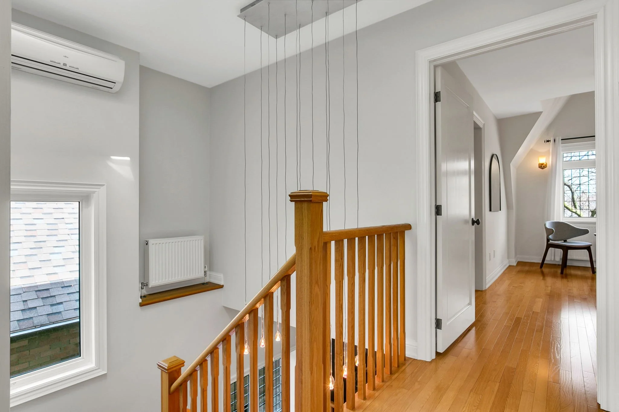 47-web-or-mls-23_002_Upper Hallway.jpg