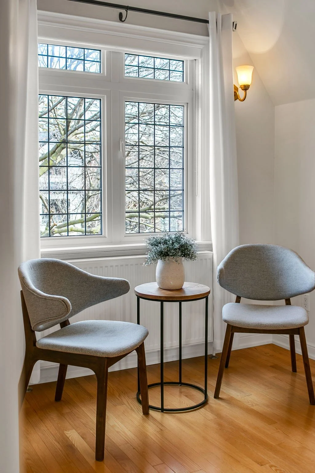 55-web-or-mls-26_011_Primary Bedroom.jpg