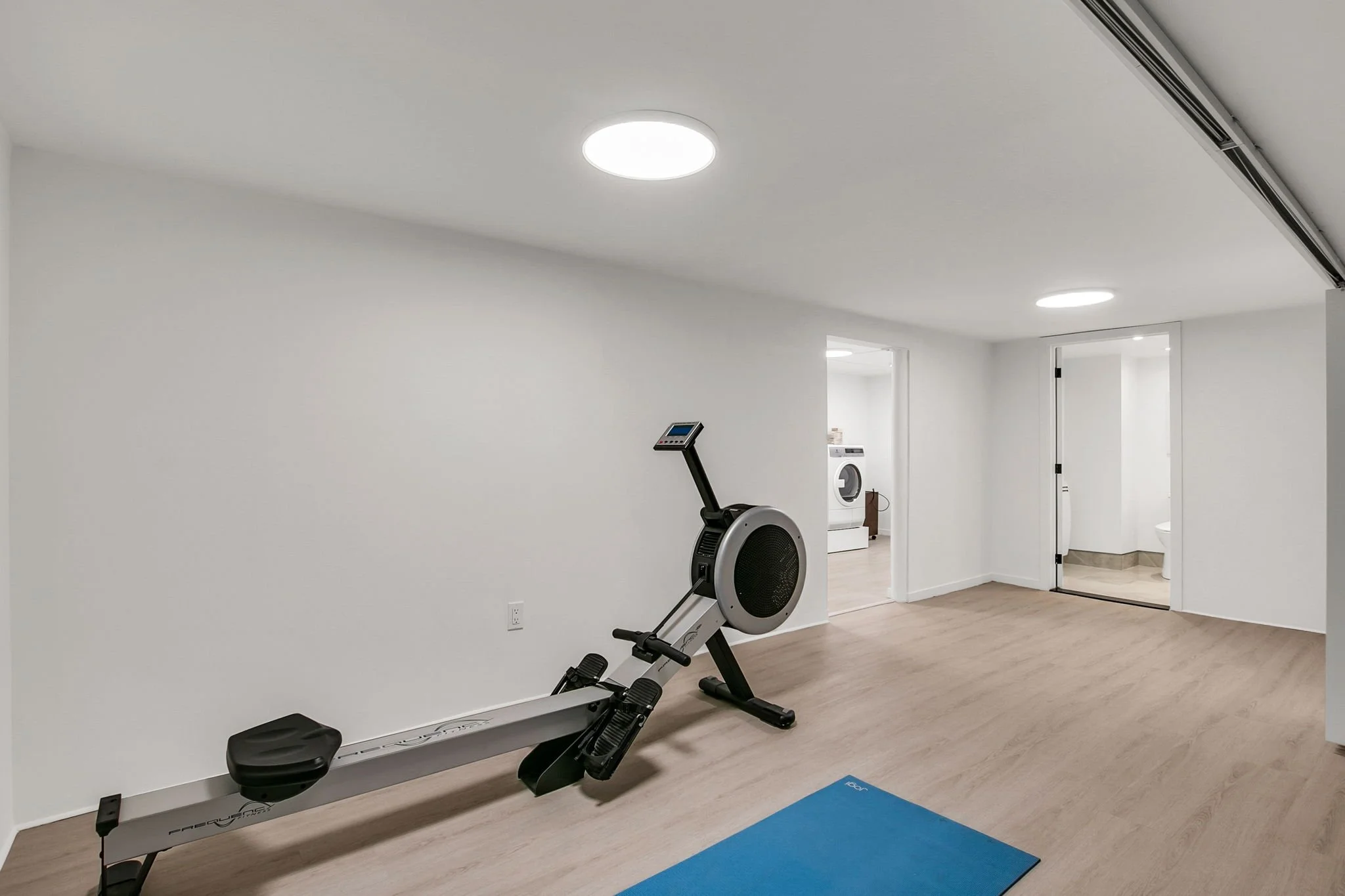 81-web-or-mls-60_011_Lower Level.jpg