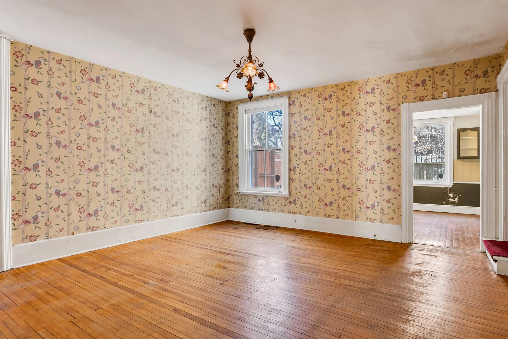 26-web-or-mls-12_001_Dining Room.jpg