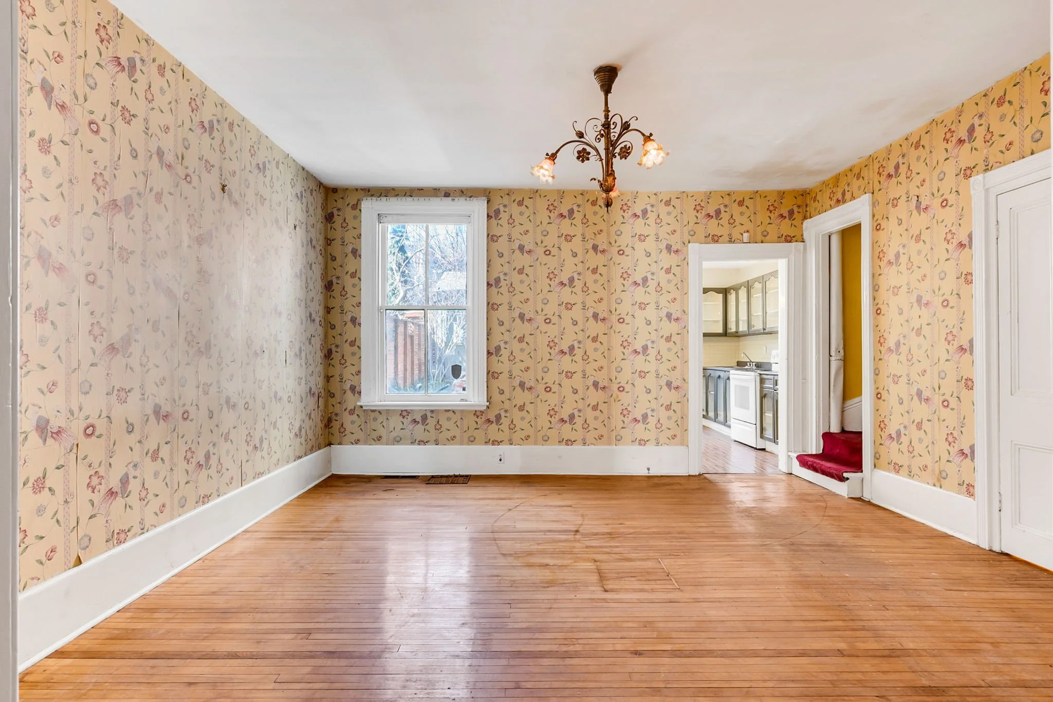 27-web-or-mls-12_002_Dining Room.jpg