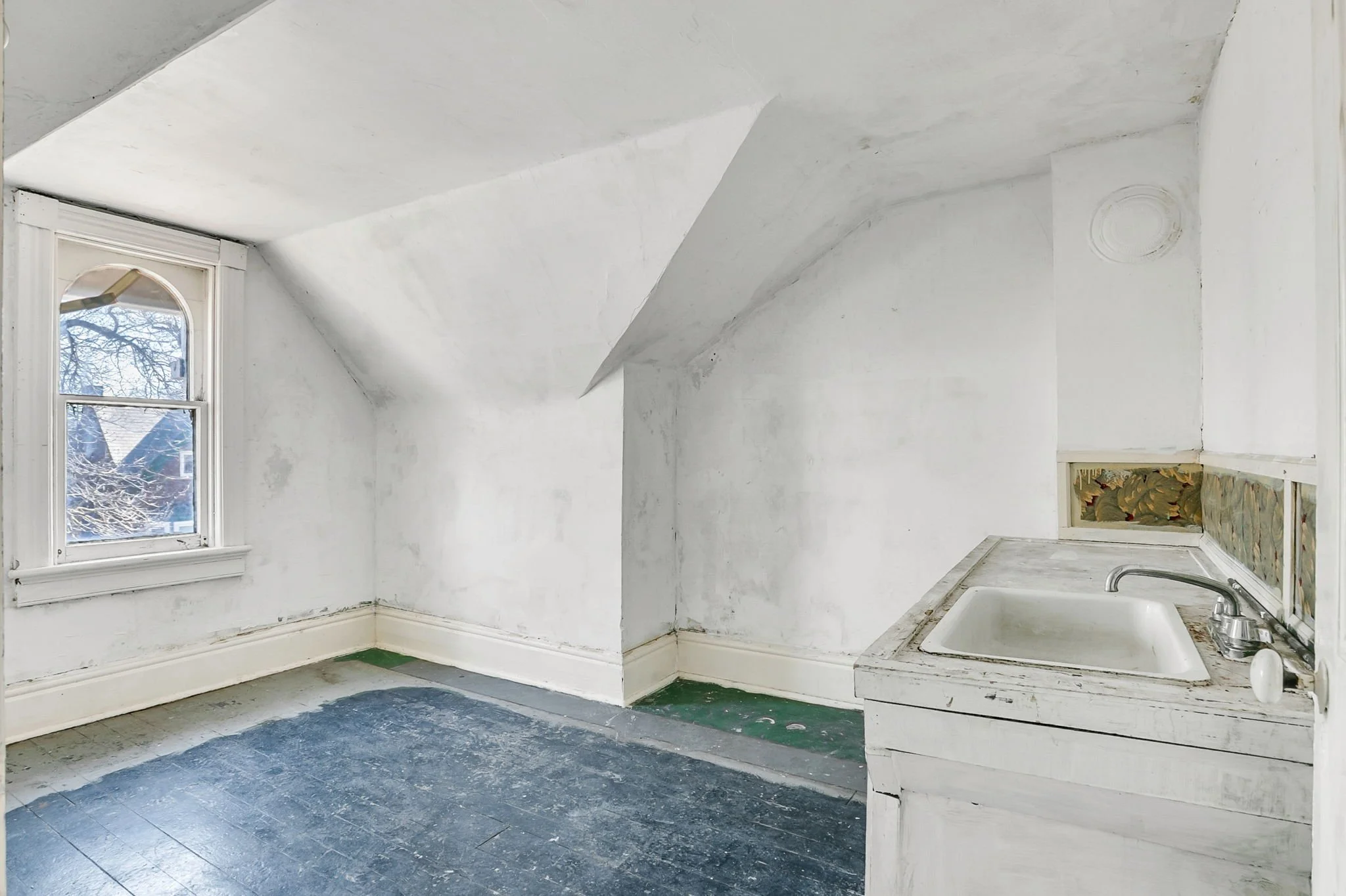 51-web-or-mls-37_001_Fifth Bedroom.jpg