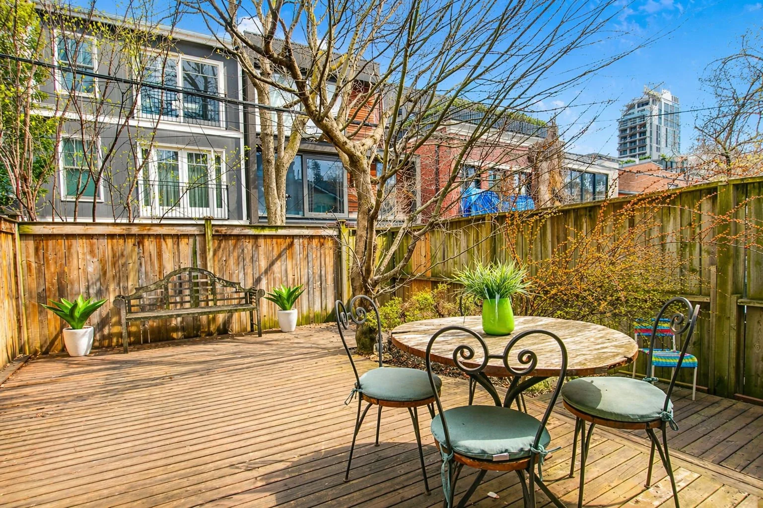 59-web-or-mls-Backyard 1.png