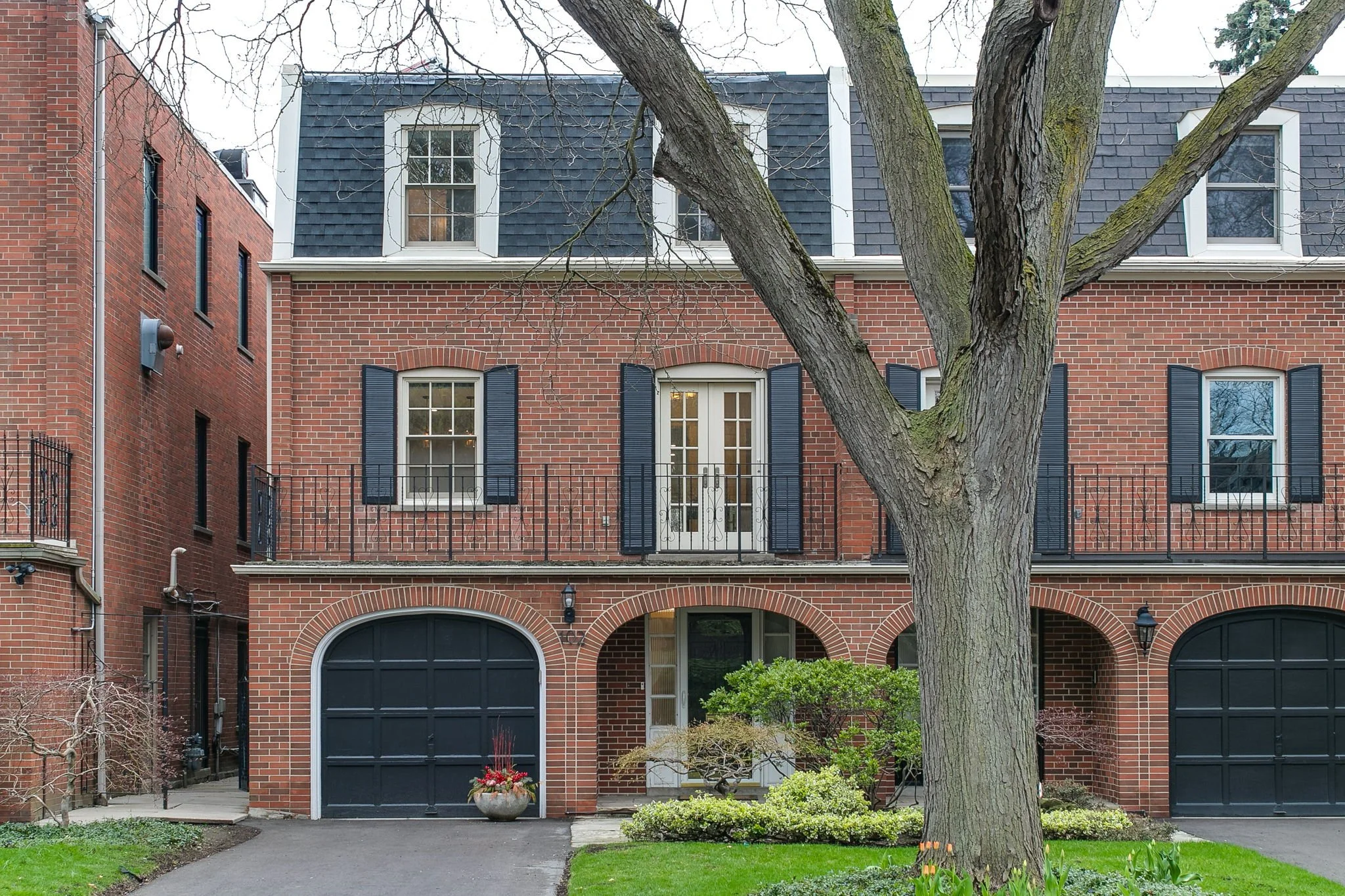 4-web-or-mls-1_006_Exterior Front.jpg