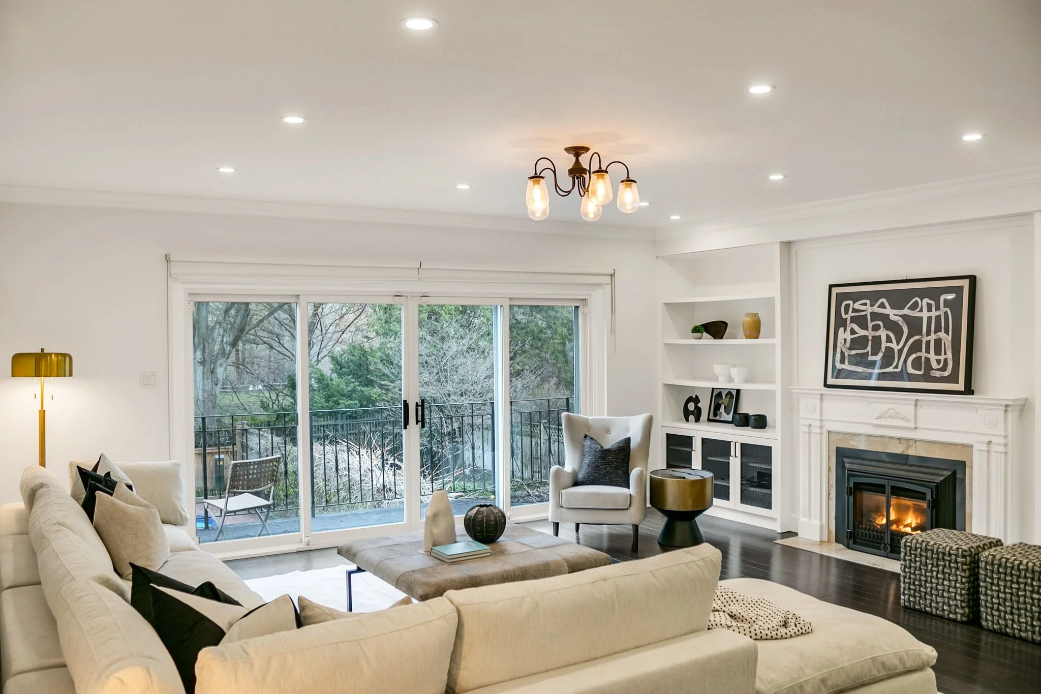 20-web-or-mls-8_006_Living Room.jpg