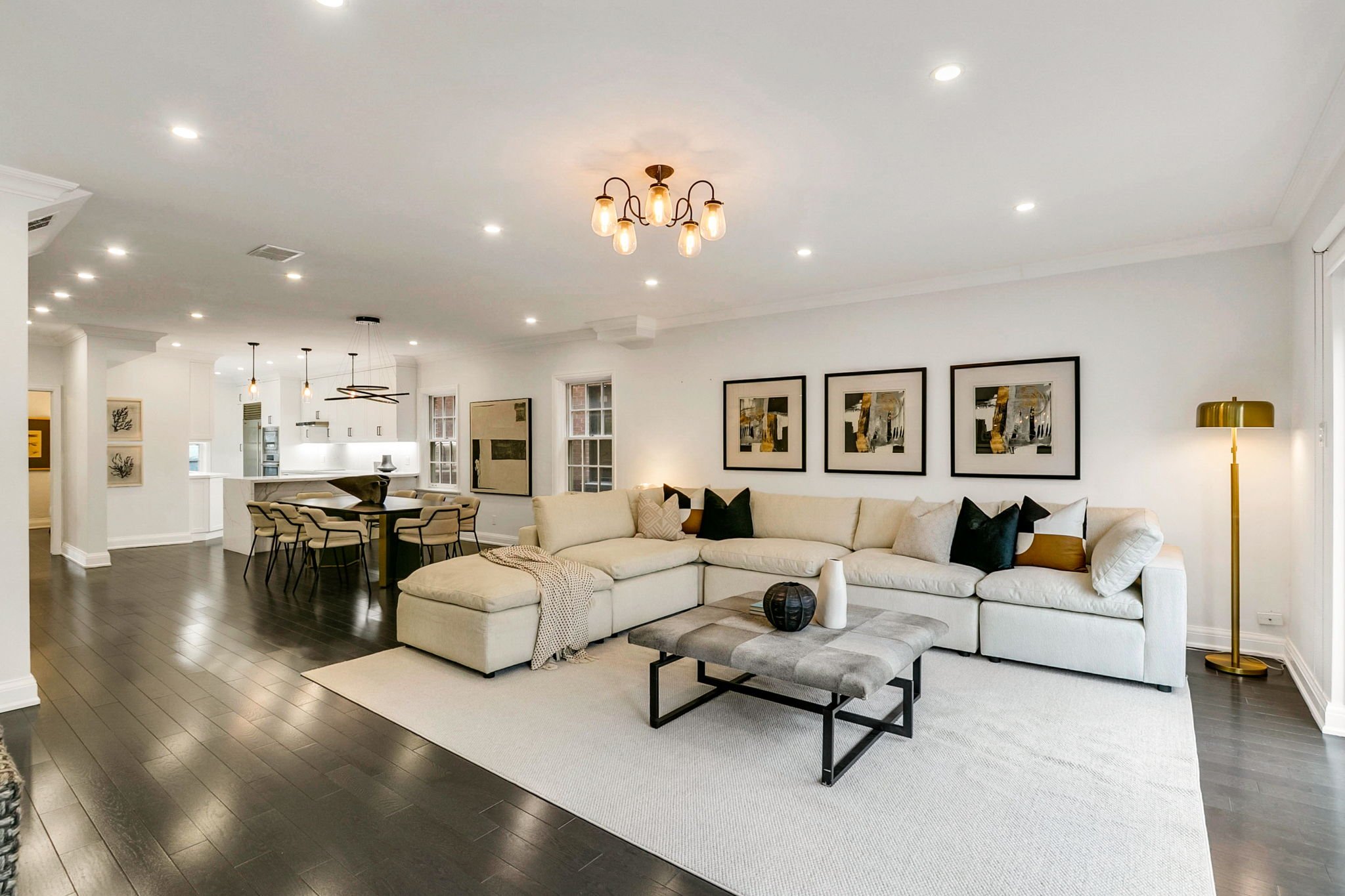 19-web-or-mls-8_004_Living Room.jpg