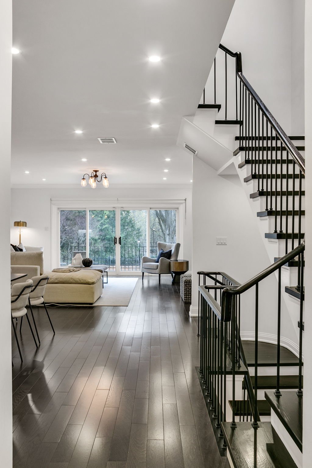 38-web-or-mls-12_015_Dining Room.jpg