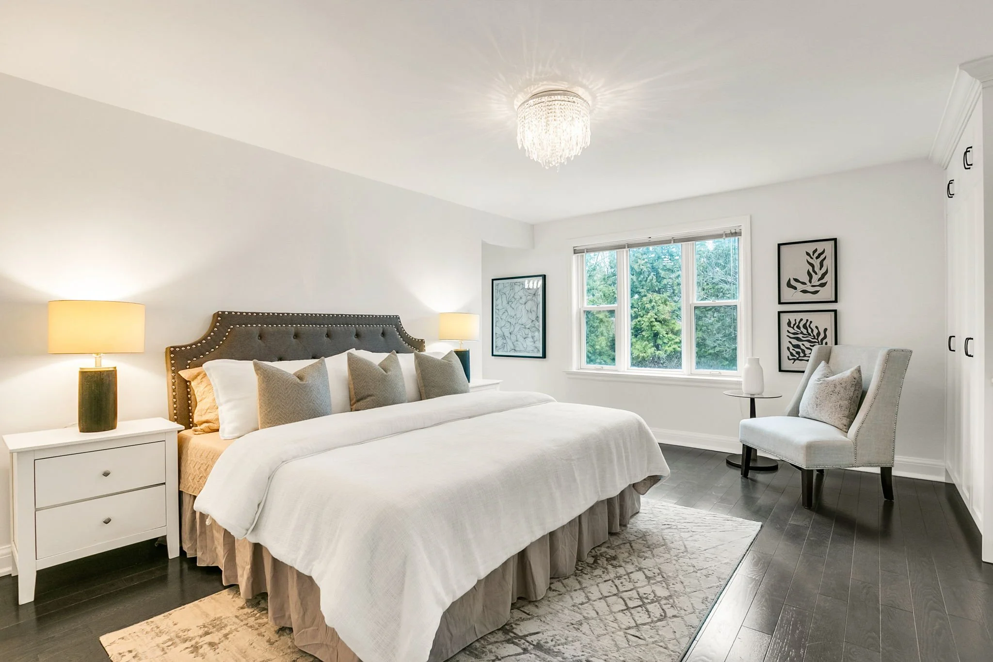 52-web-or-mls-26_001_Primary Bedroom.jpg