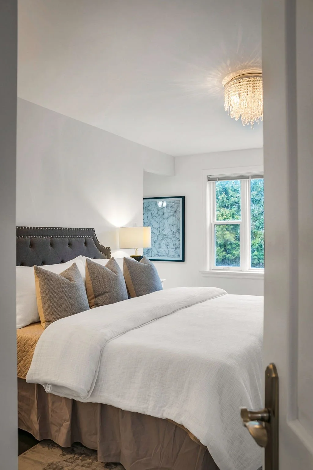 56-web-or-mls-26_010_Primary Bedroom.jpg