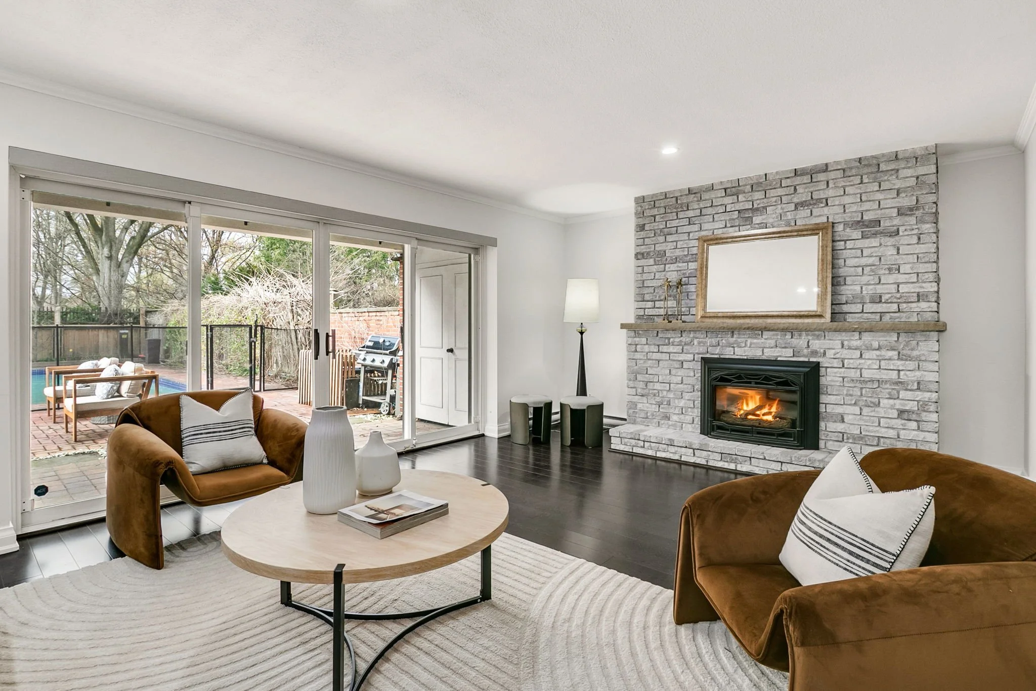 73-web-or-mls-48_007_Family Room.jpg